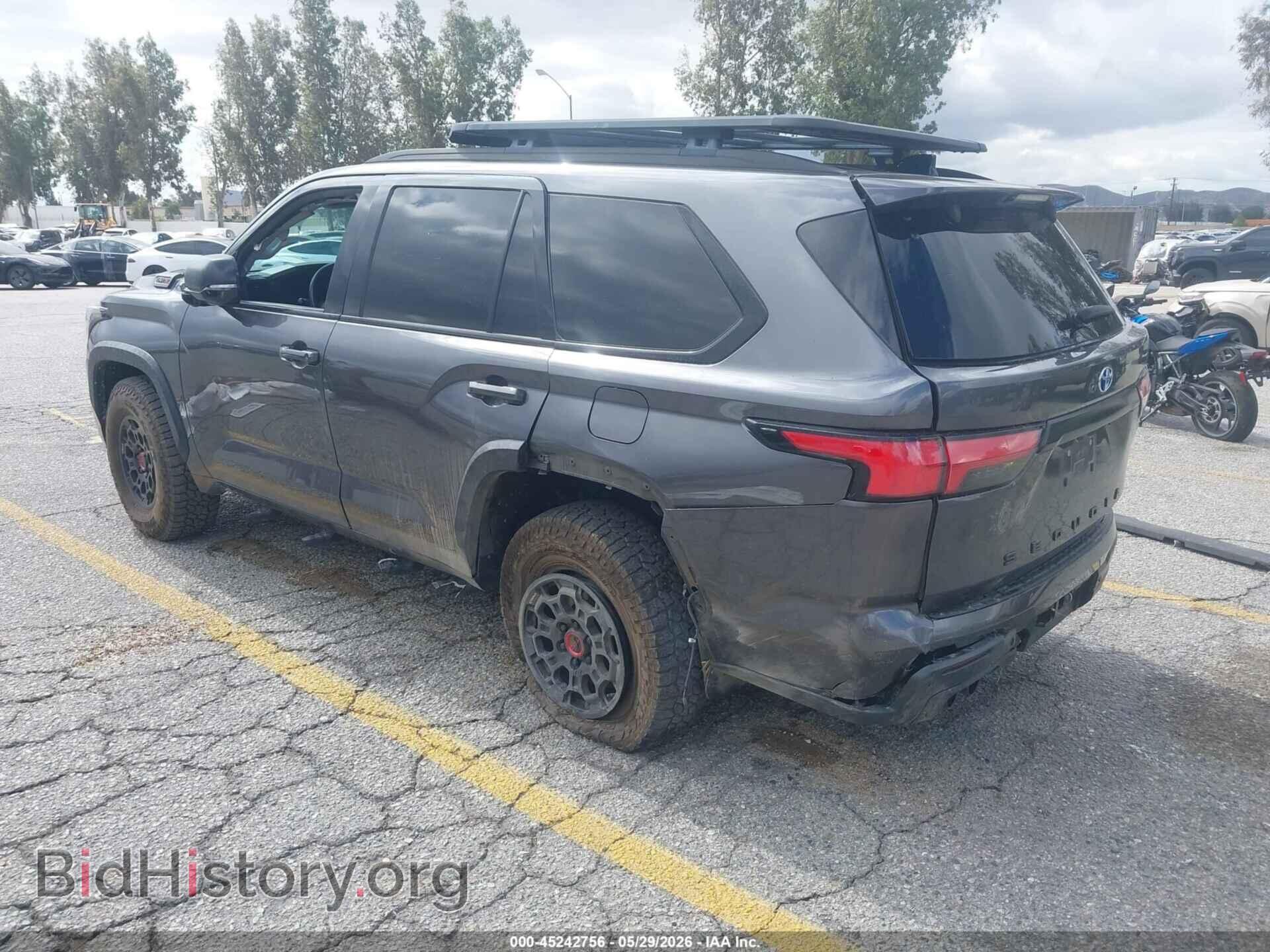 2023 TOYOTA SEQUOIA - VIN: 7SVAAABA7PX019214 - Фото 3