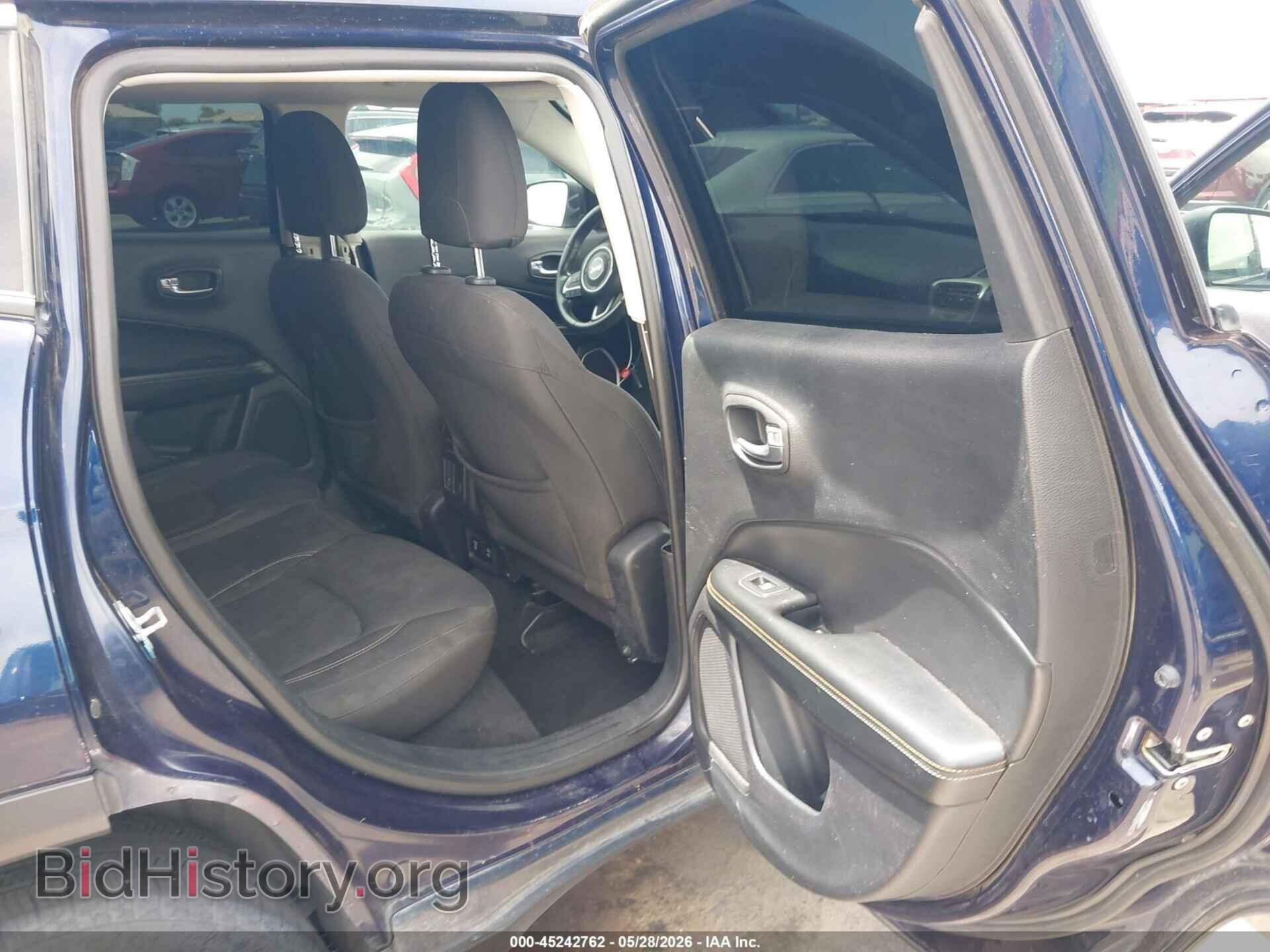 2019 JEEP COMPASS - VIN: 3C4NJDAB8KT599522 - Фото 8