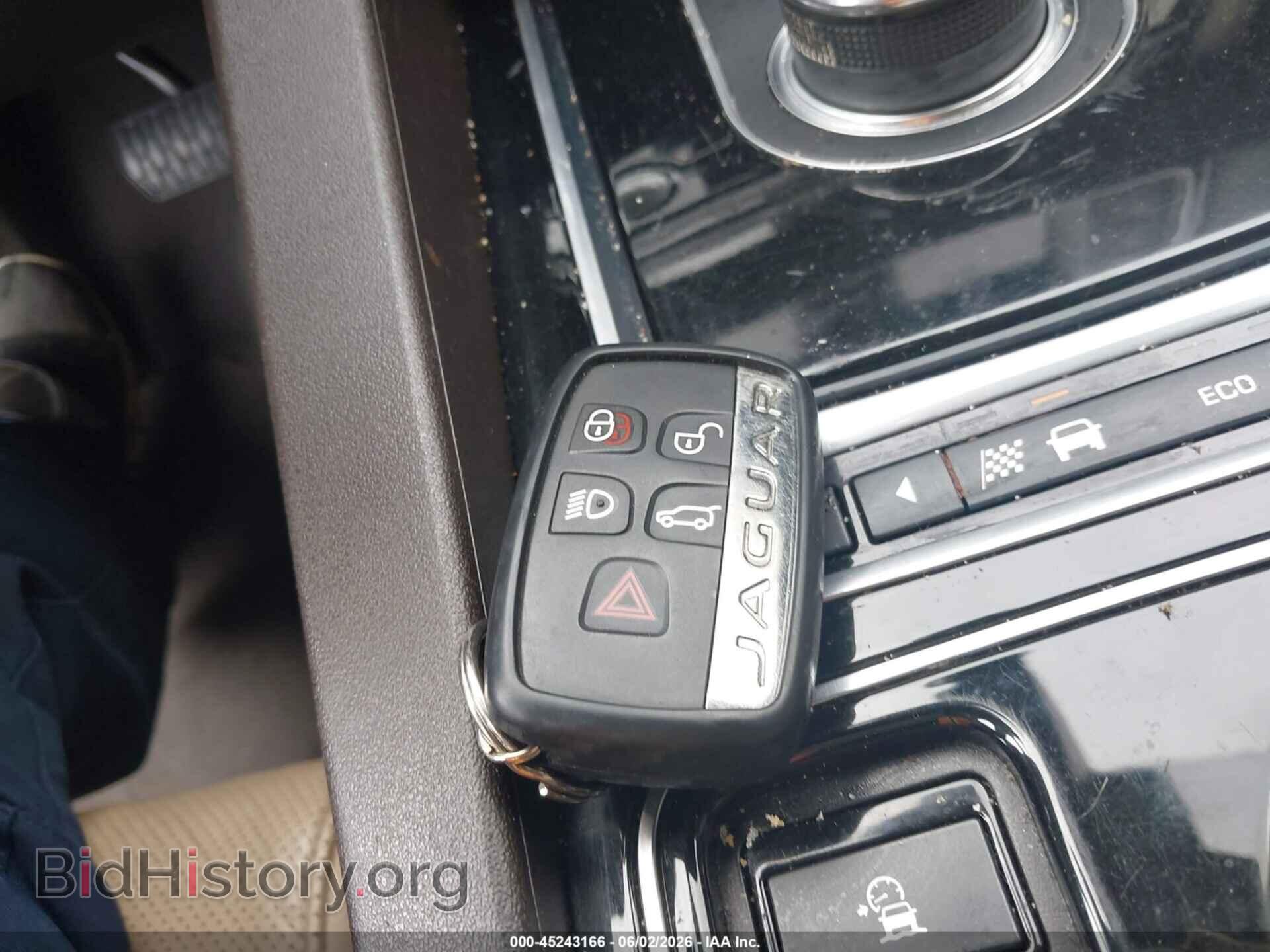 2017 JAGUAR F-PACE - VIN: SADCK2BV7HA063182 - Photo 11
