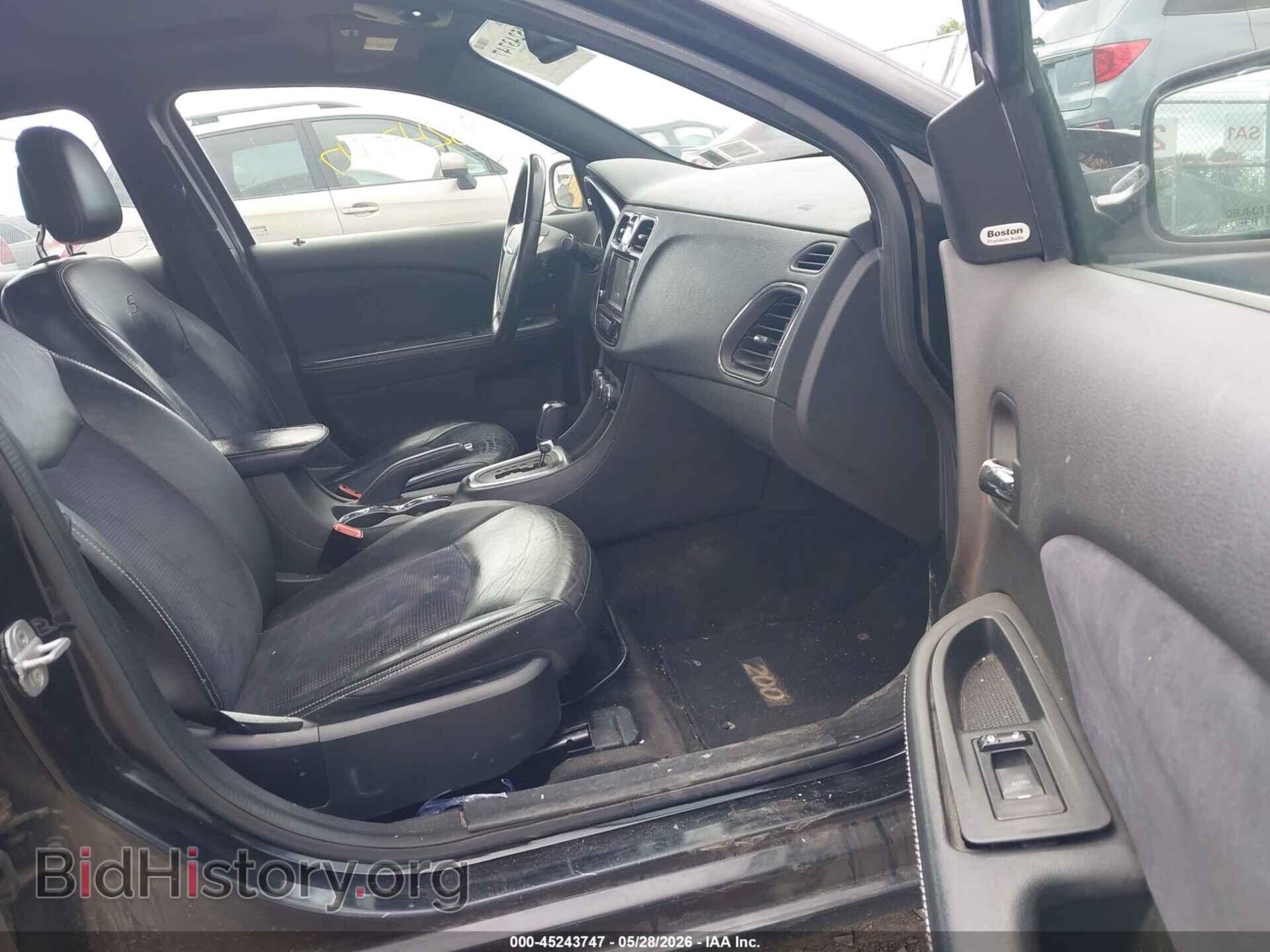 2012 CHRYSLER 200 - VIN: 1C3CCBHG0CN303177 - Photo 5