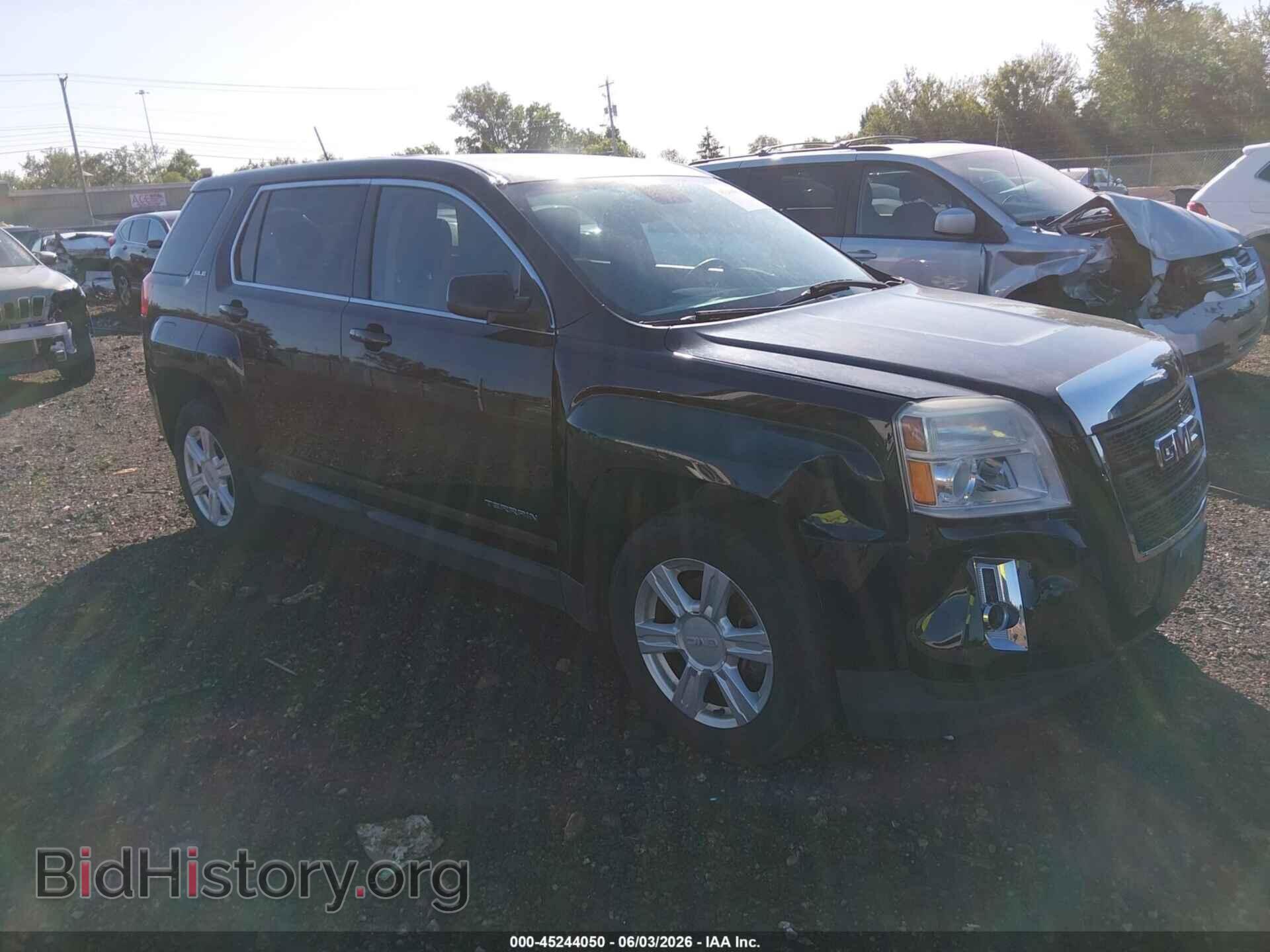 Фотография 2GKALMEK1F6163838 - GMC TERRAIN 2015