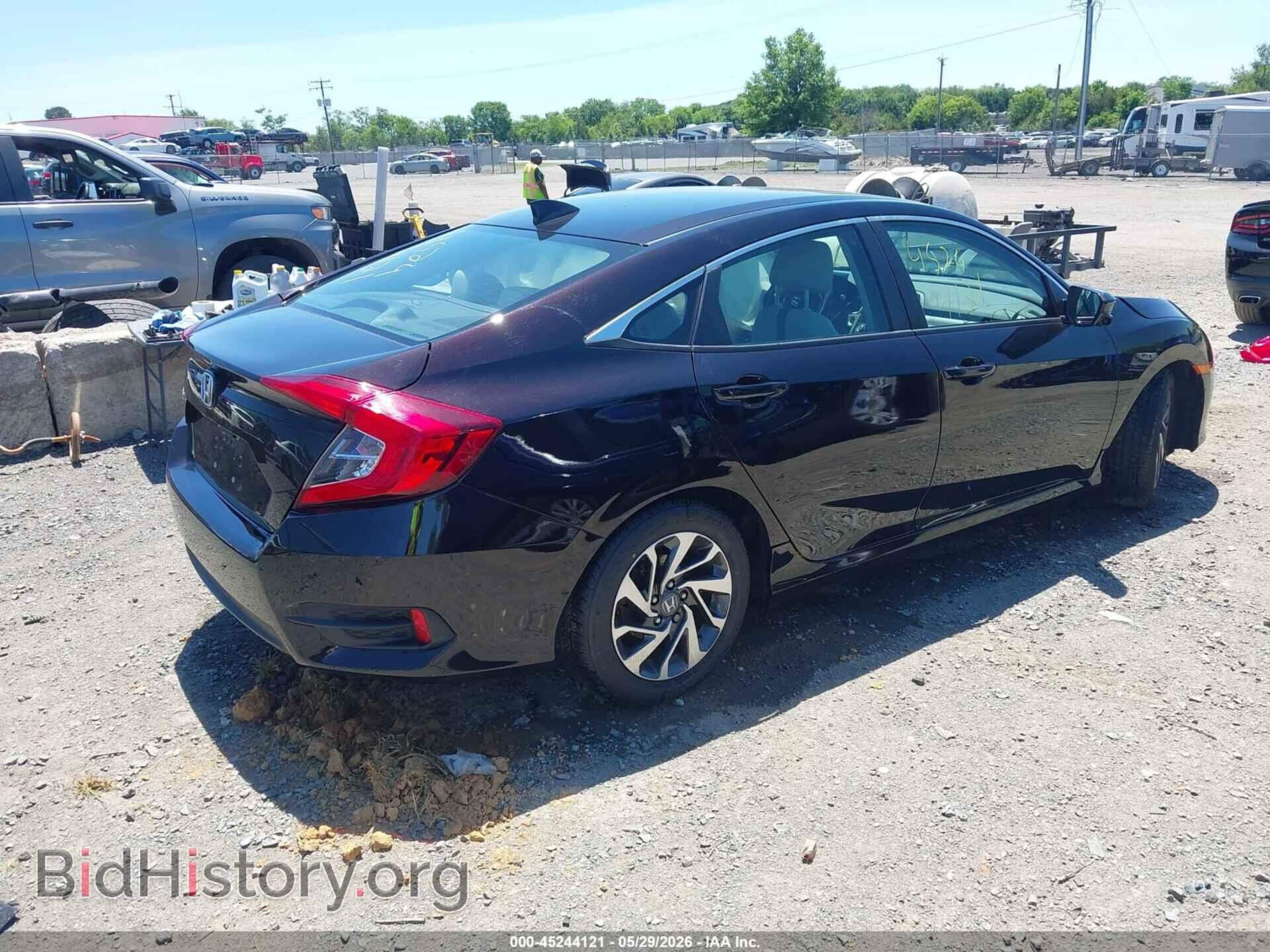 2017 HONDA CIVIC - VIN: 19XFC2F88HE206597 - Фото 4