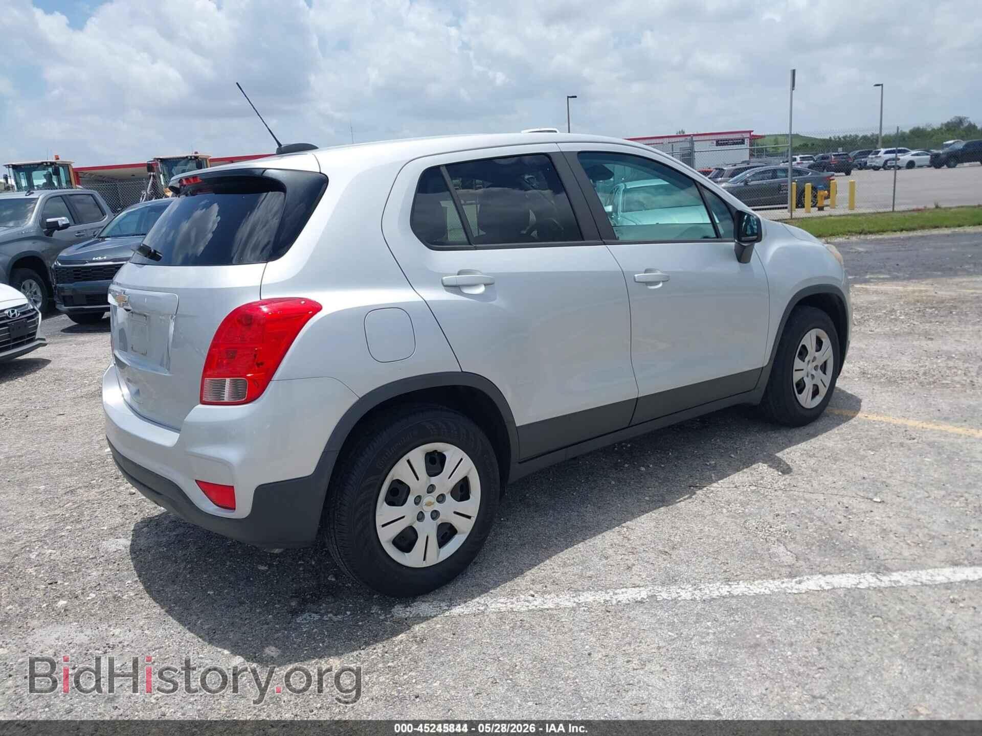 2019 CHEVROLET TRAX - VIN: 3GNCJKSB3KL110302 - Photo 4