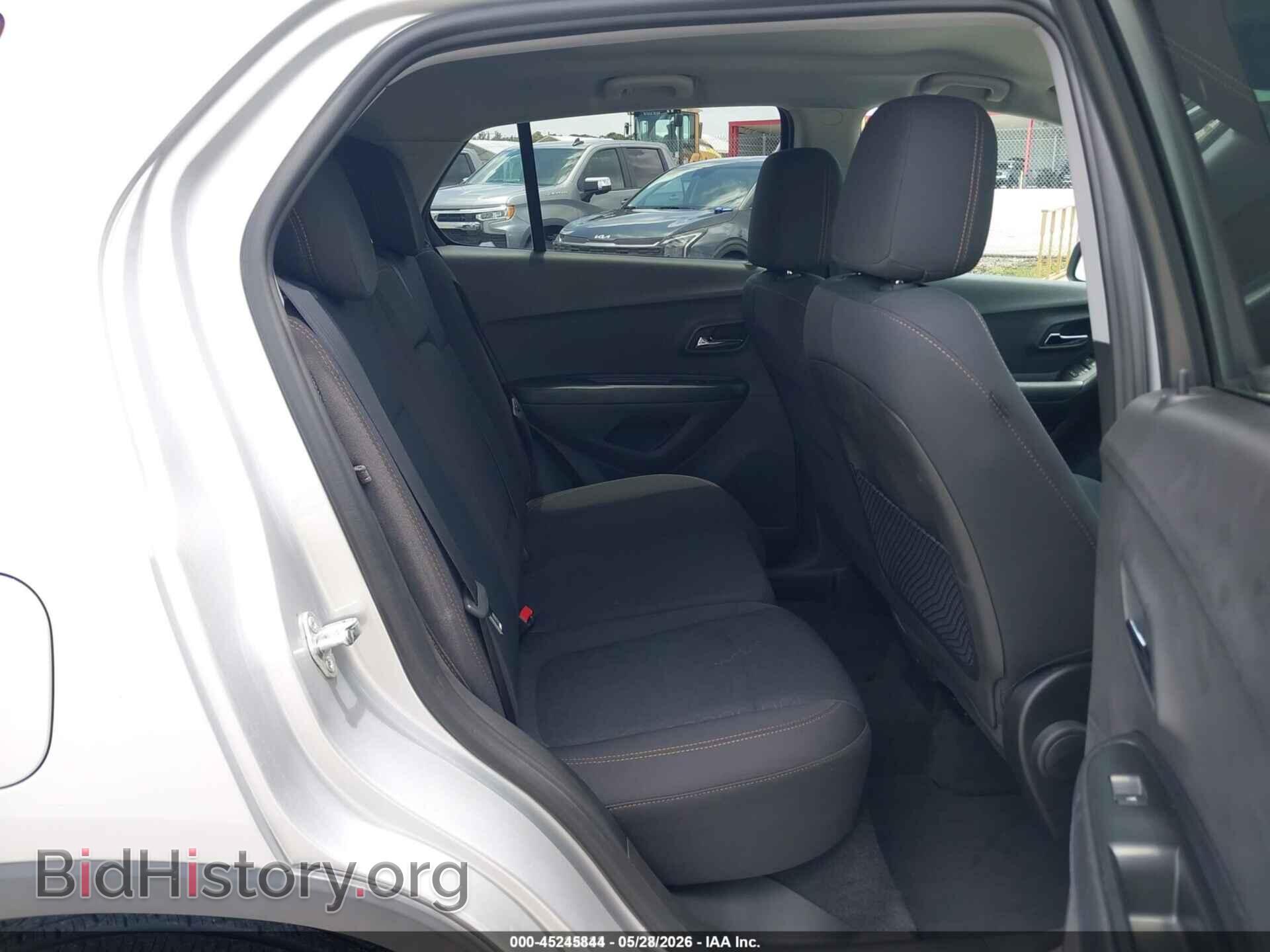2019 CHEVROLET TRAX - VIN: 3GNCJKSB3KL110302 - Photo 8