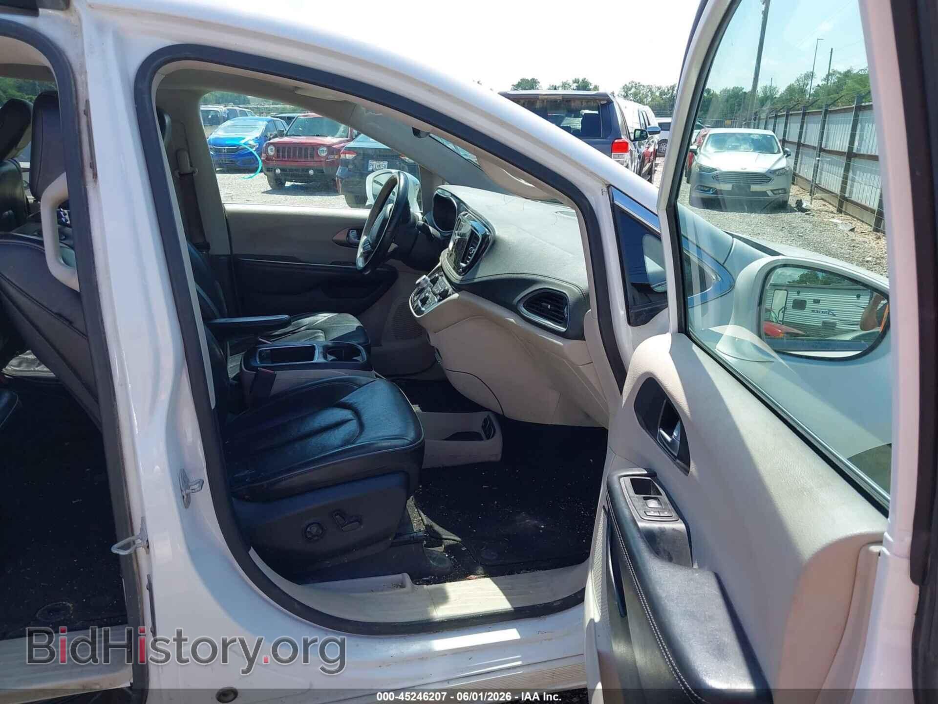 2018 CHRYSLER PACIFICA - VIN: 2C4RC1GG5JR251532 - Photo 5