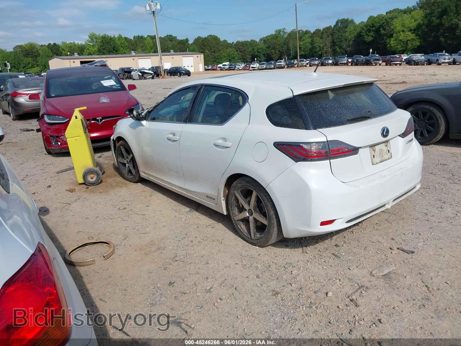 2013 LEXUS CT 200H - VIN: JTHKD5BH2D2134997 - Photo 3