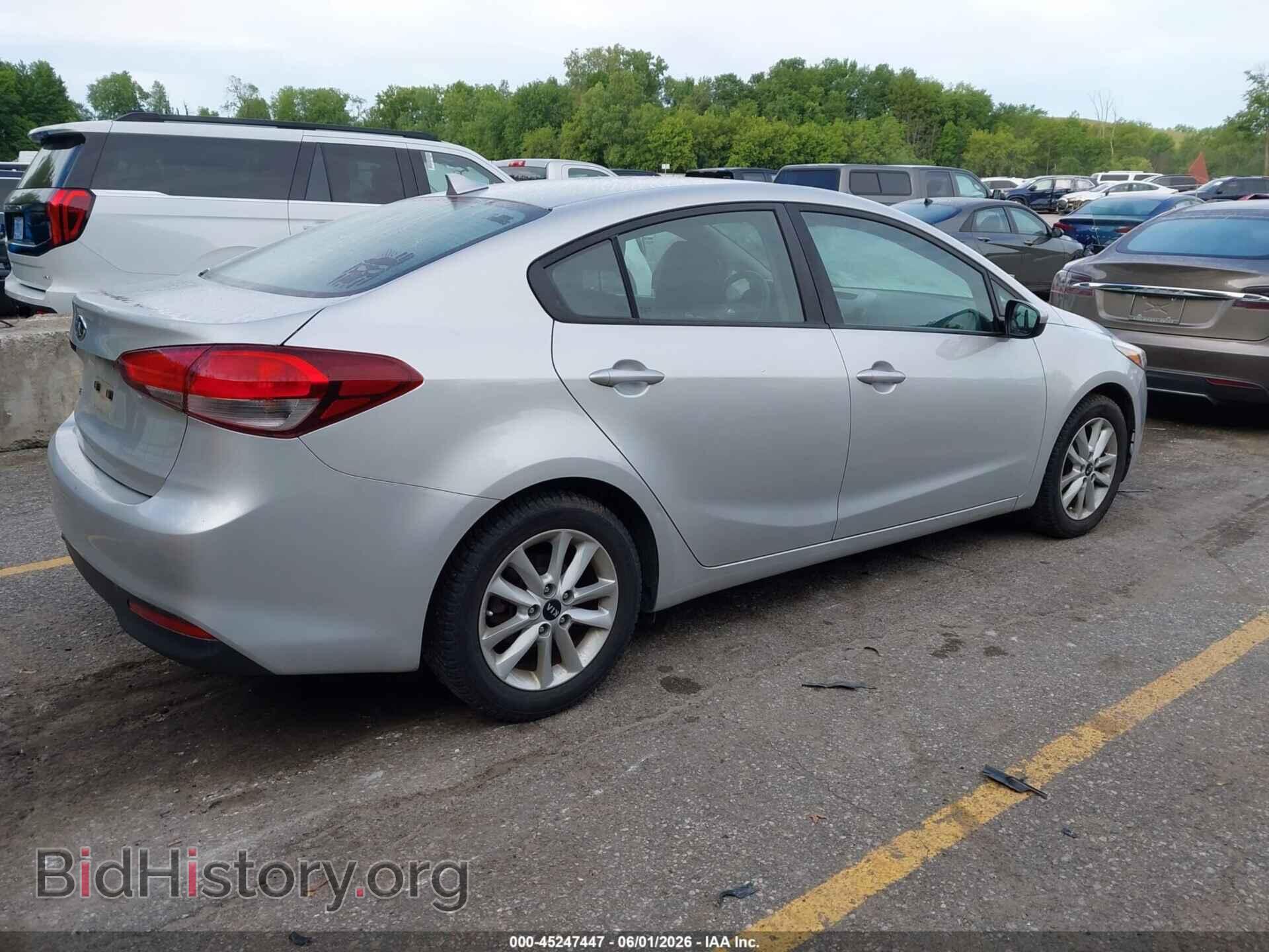 2017 KIA FORTE - VIN: 3KPFL4A78HE002988 - Фото 4