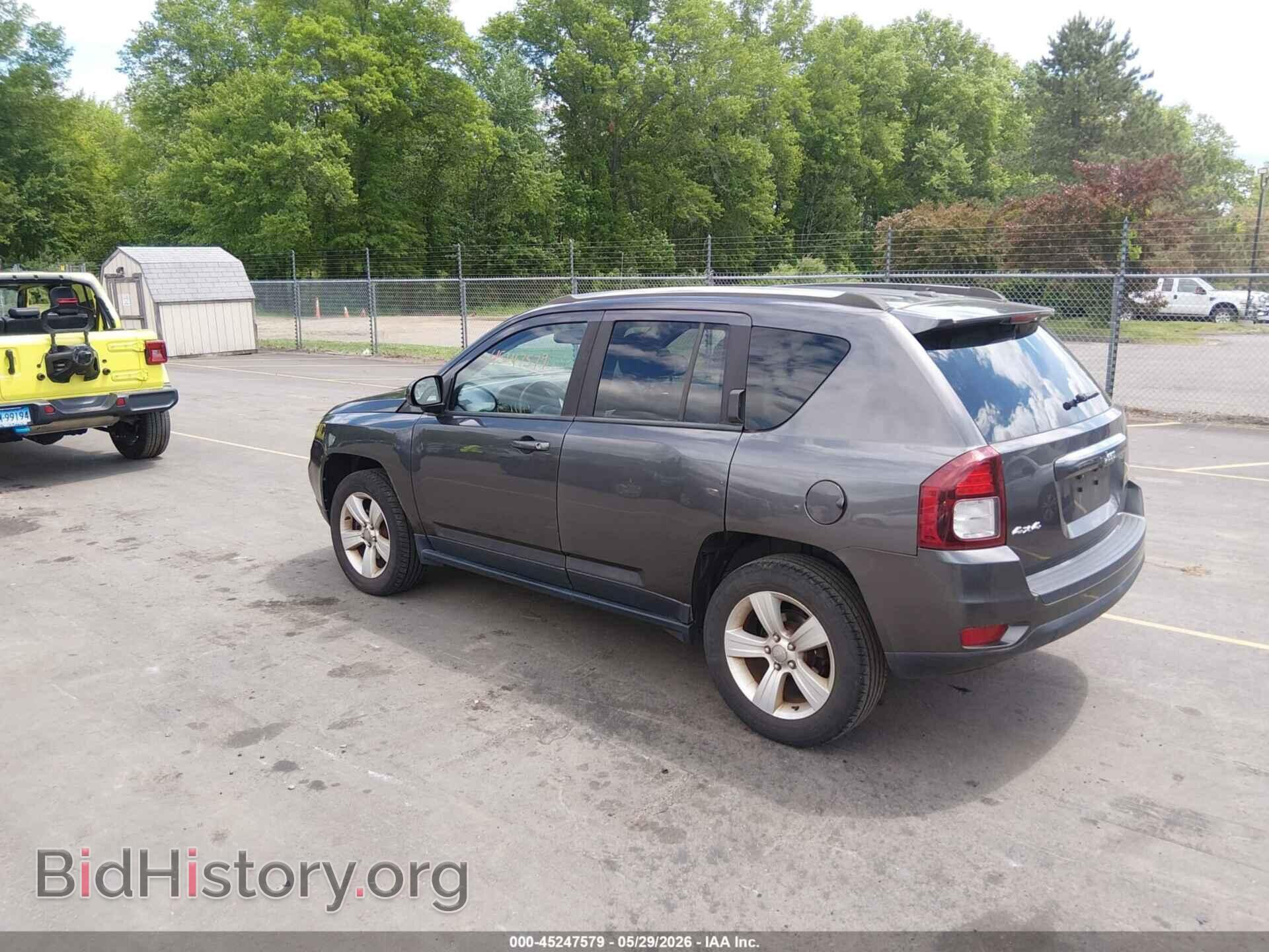 2015 JEEP COMPASS - VIN: 1C4NJDEB5FD135772 - Photo 3