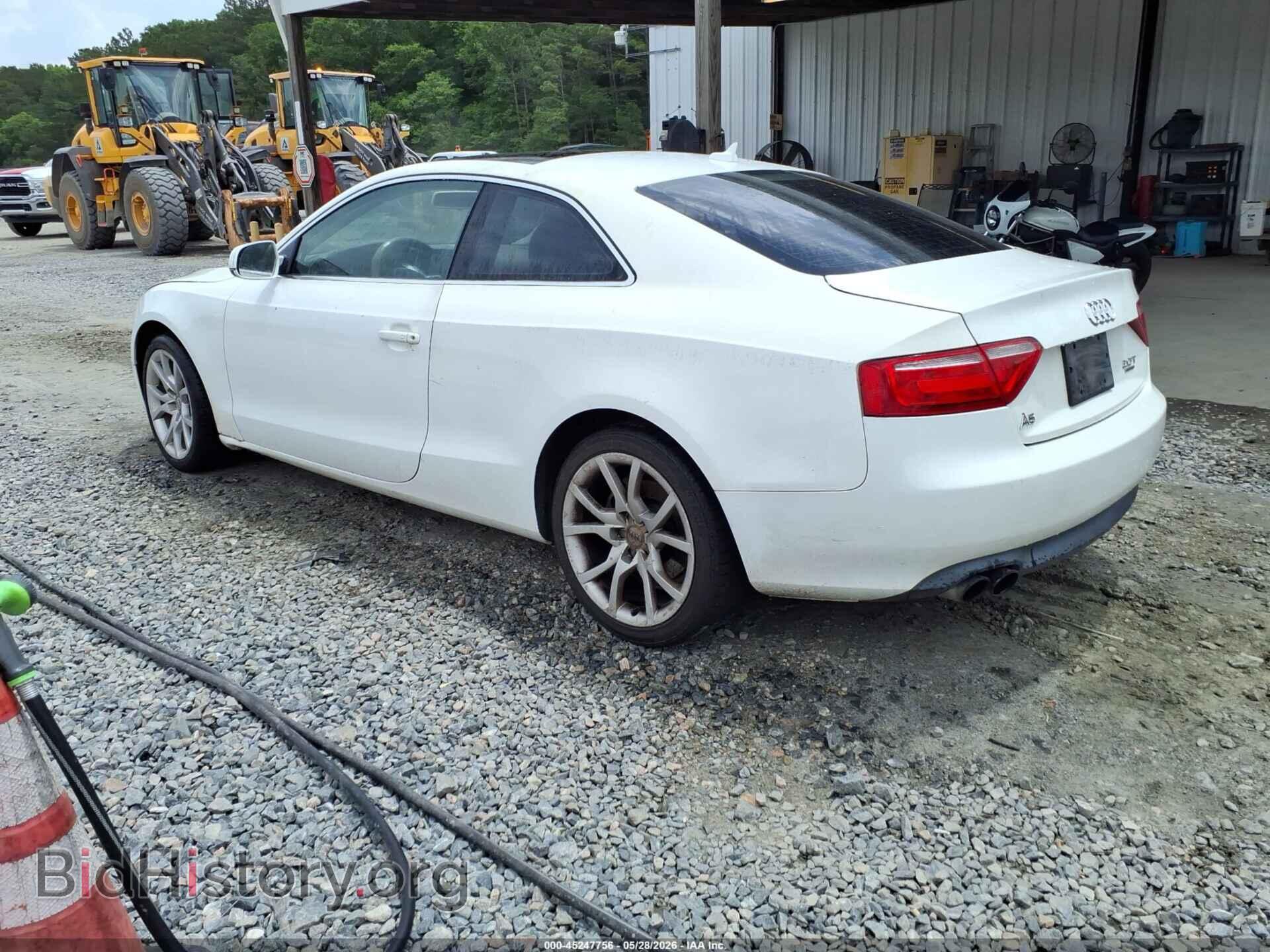 2011 AUDI A5 - VIN: WAUCFAFR2BA038055 - Photo 3