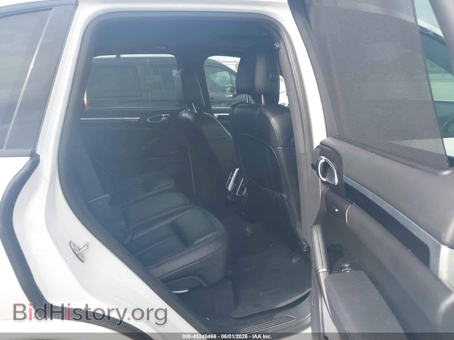 2017 PORSCHE CAYENNE - VIN: WP1AA2A29HKA82869 - Фото 8