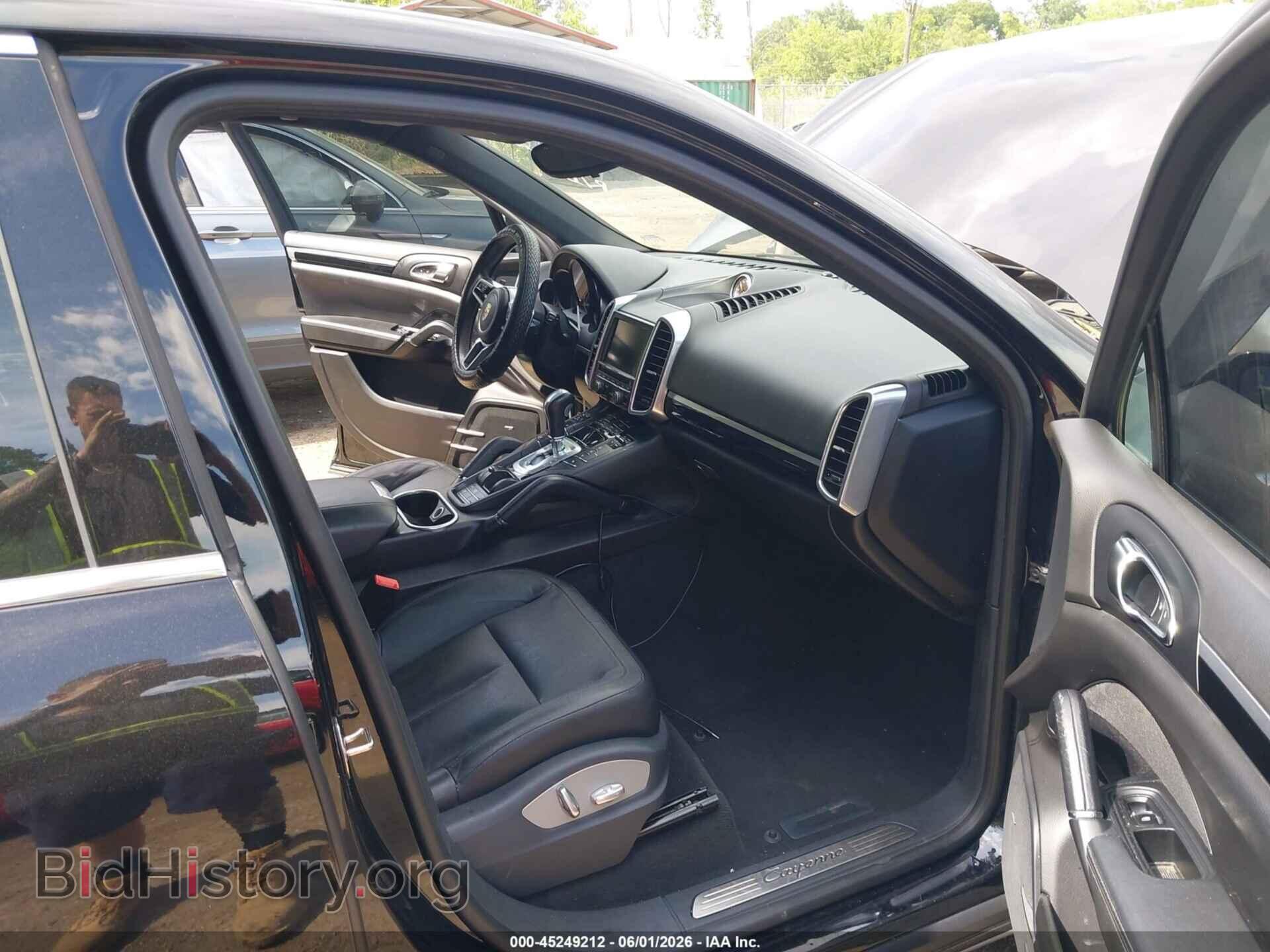2016 PORSCHE CAYENNE - VIN: WP1AA2A29GLA10546 - Фото 5
