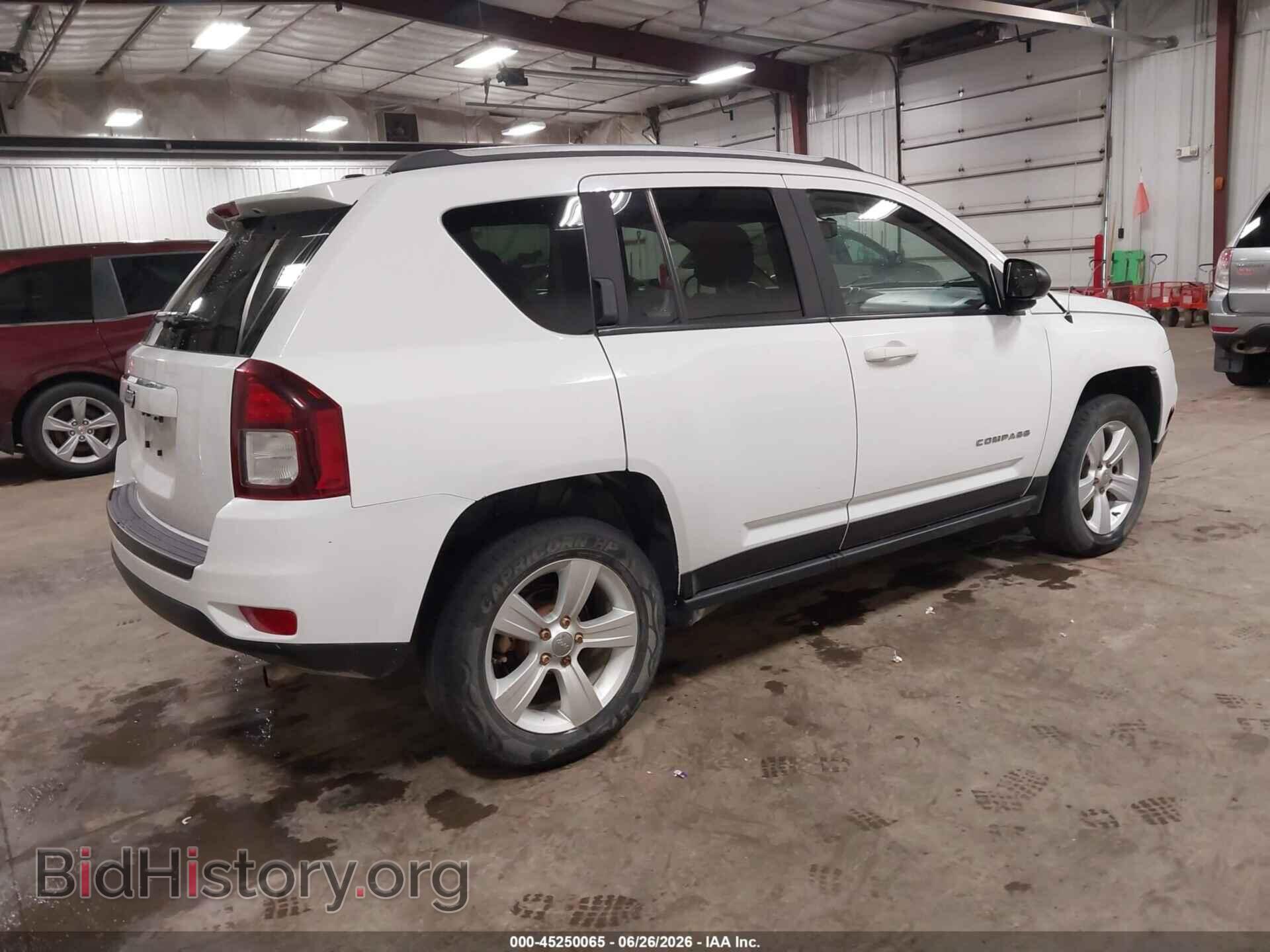 2016 JEEP COMPASS - VIN: 1C4NJDBB5GD549964 - Фото 4