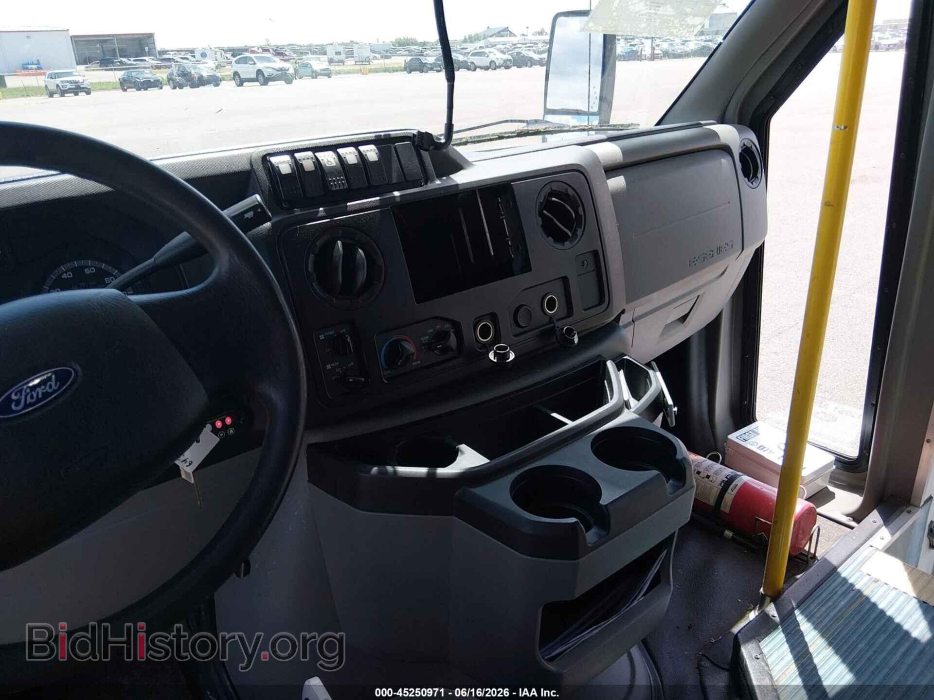 2018 FORD E-450 CUTAWAY - VIN: 1FDFE4FS9JDC17449 - Photo 6