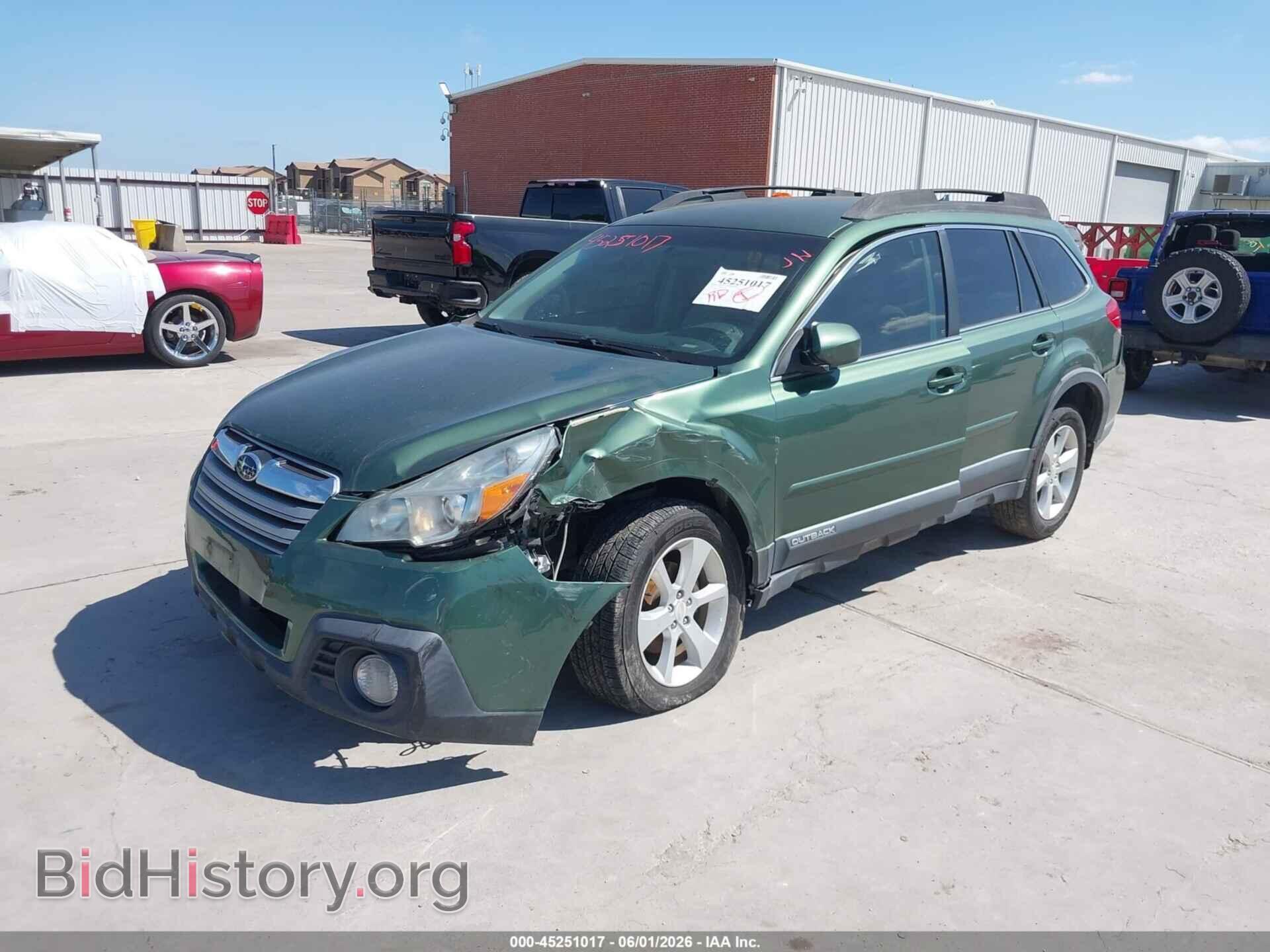2014 SUBARU OUTBACK - VIN: 4S4BRBCC4E3267059 - Photo 2