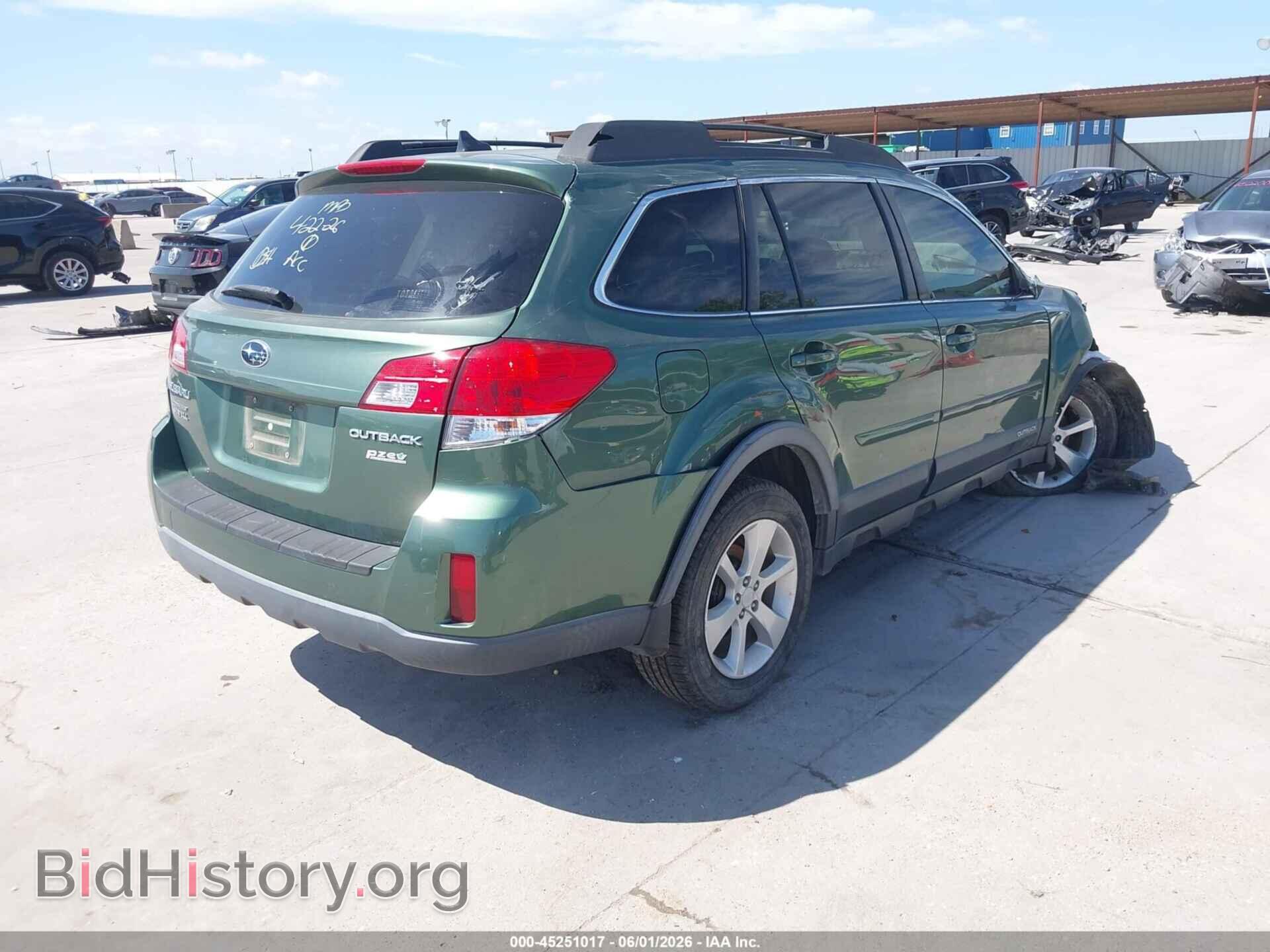 2014 SUBARU OUTBACK - VIN: 4S4BRBCC4E3267059 - Photo 4