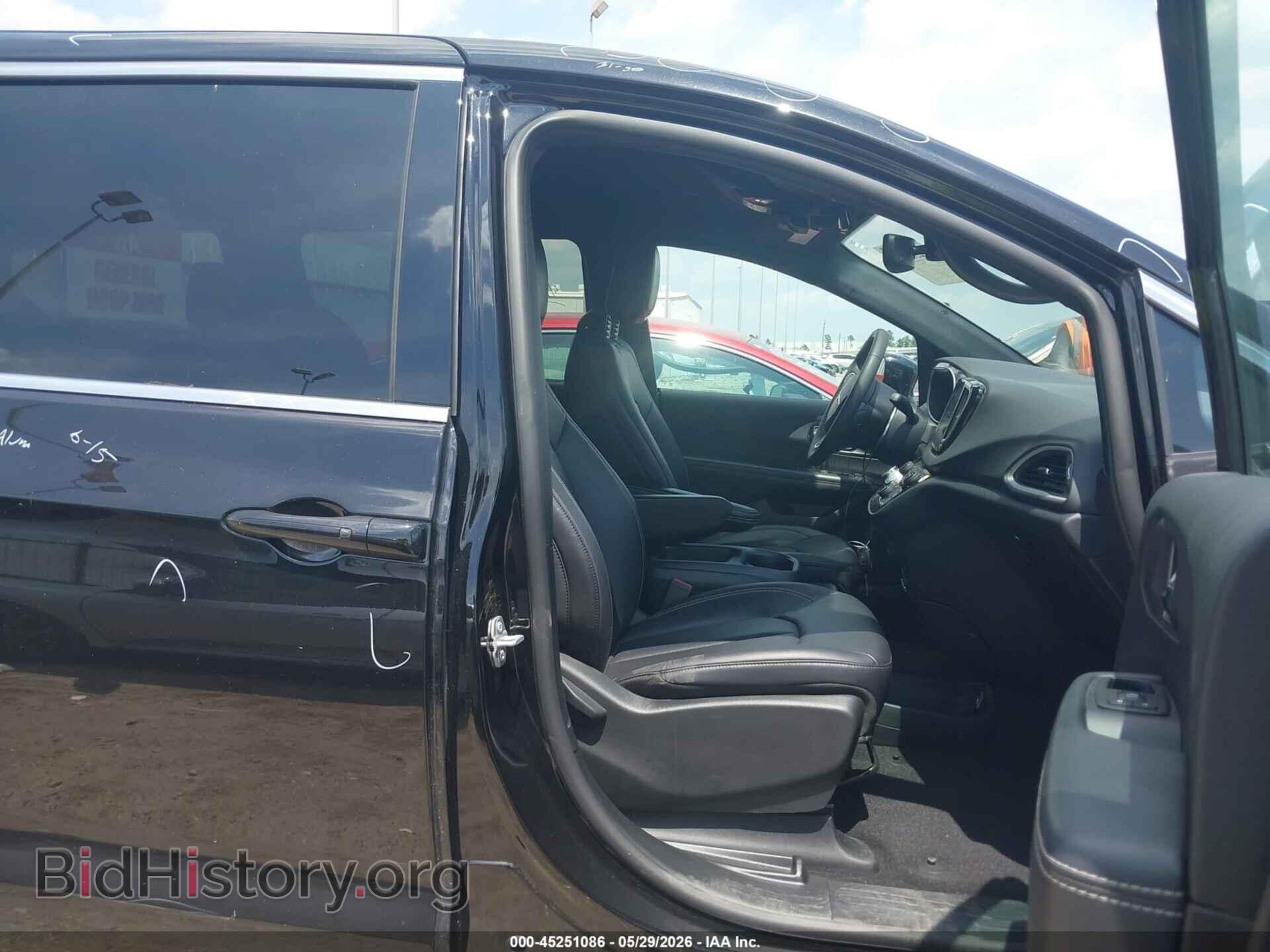 2025 CHRYSLER PACIFICA - VIN: 2C4RC1BG4SR594986 - Photo 5