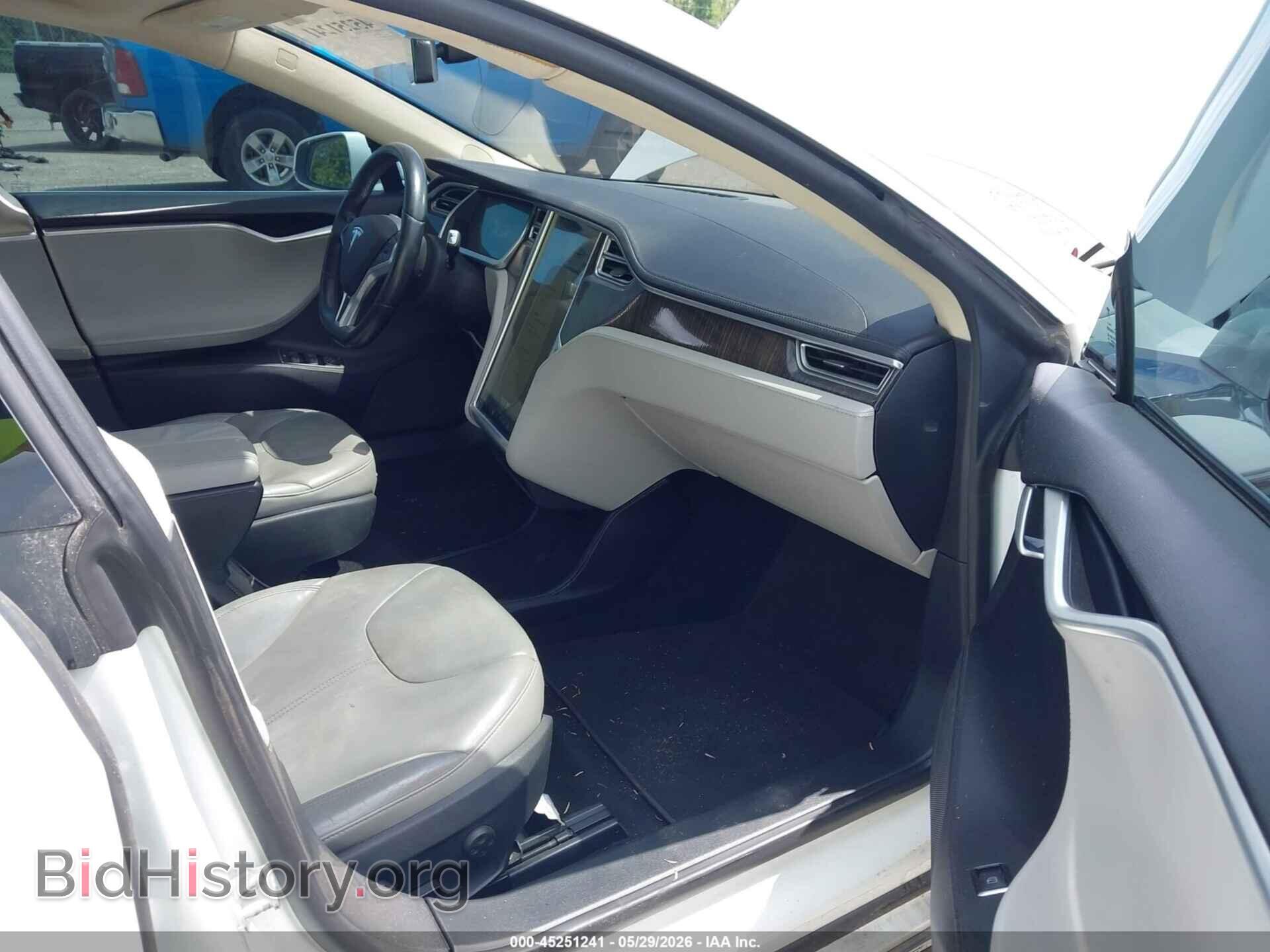2013 TESLA MODEL S - VIN: 5YJSA1CN5DFP20811 - Photo 5