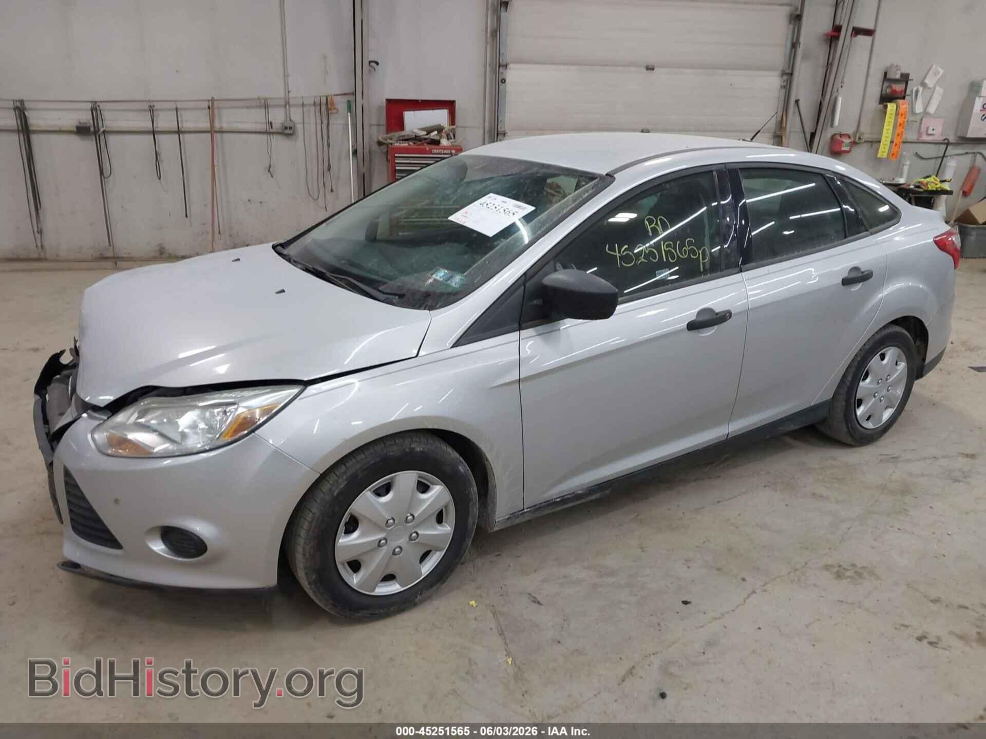 2013 FORD FOCUS - VIN: 1FADP3E26DL180796 - Photo 2
