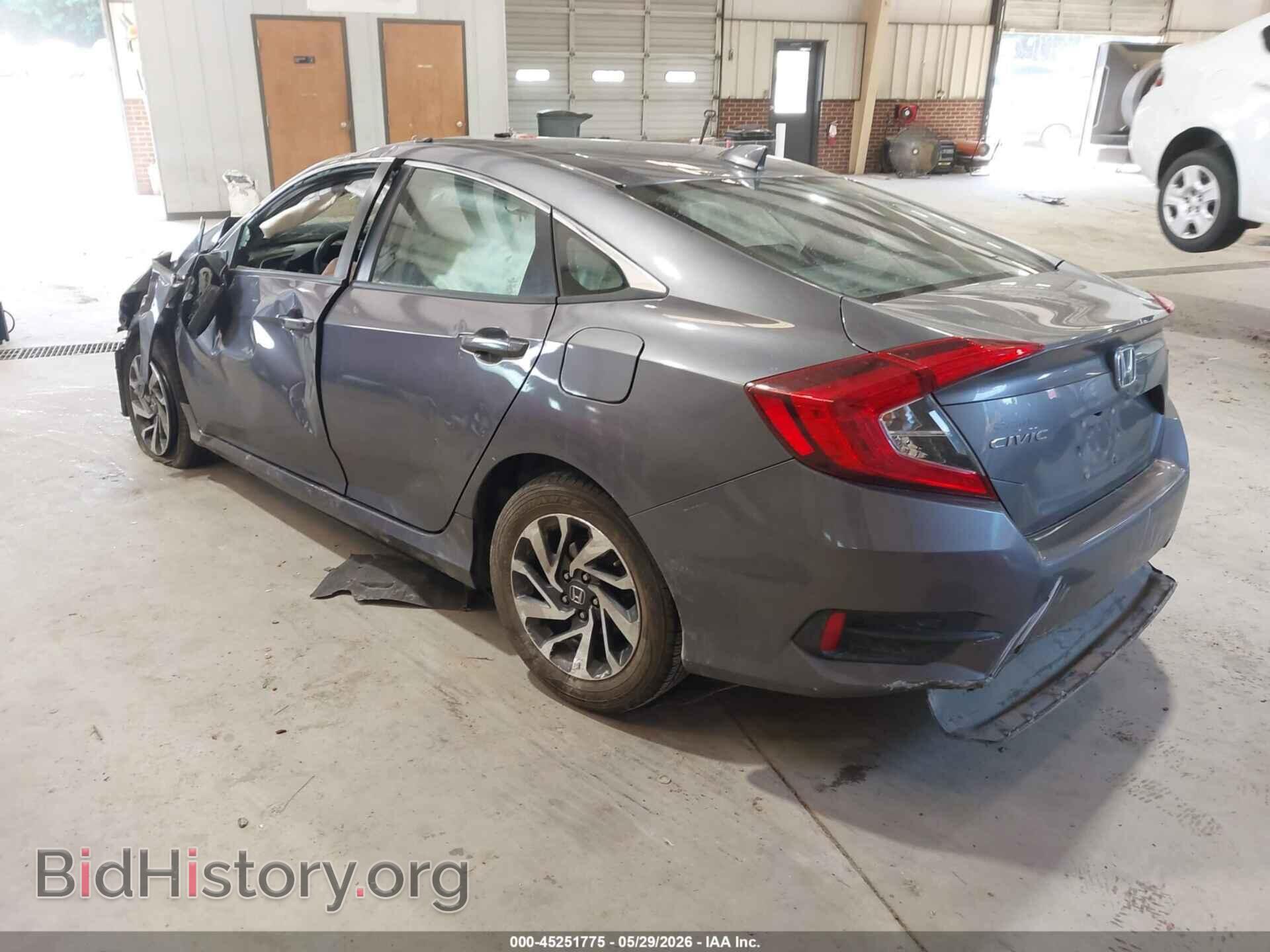 2018 HONDA CIVIC - VIN: 19XFC2F72JE030160 - Фото 3