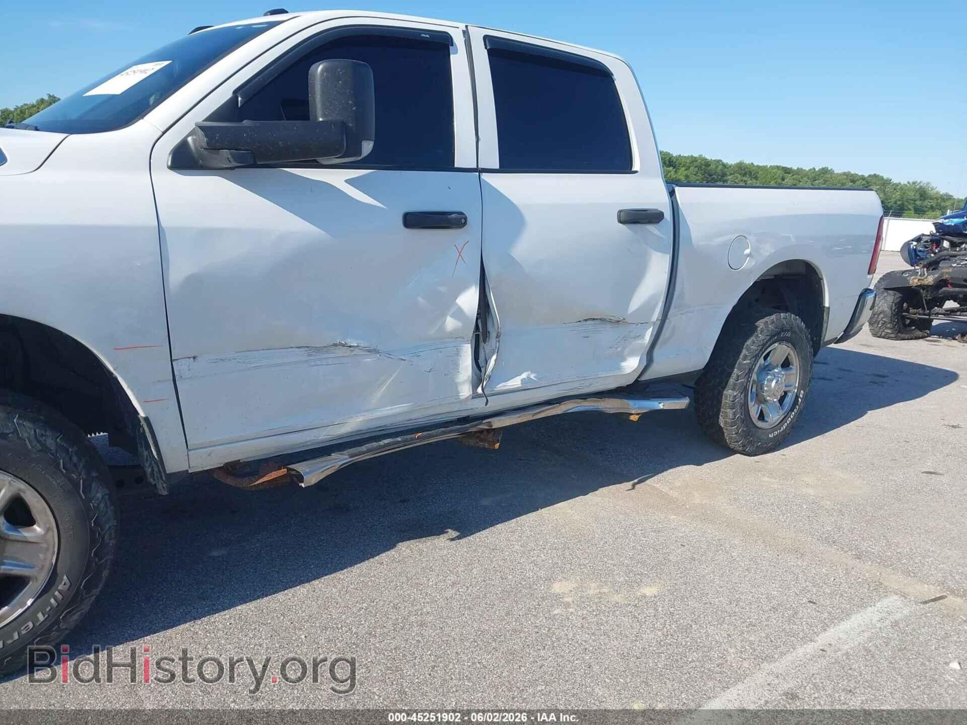 2021 RAM 2500 - VIN: 3C6UR5CL0MG677861 - Photo 6