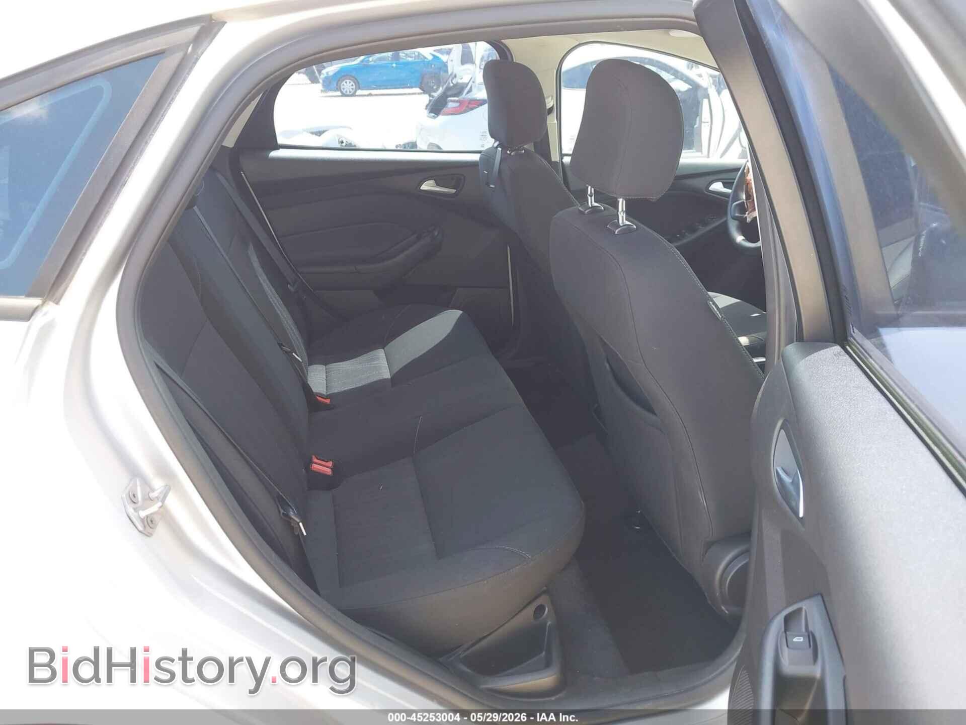 2017 FORD FOCUS - VIN: 1FADP3F2XHL214131 - Фото 8