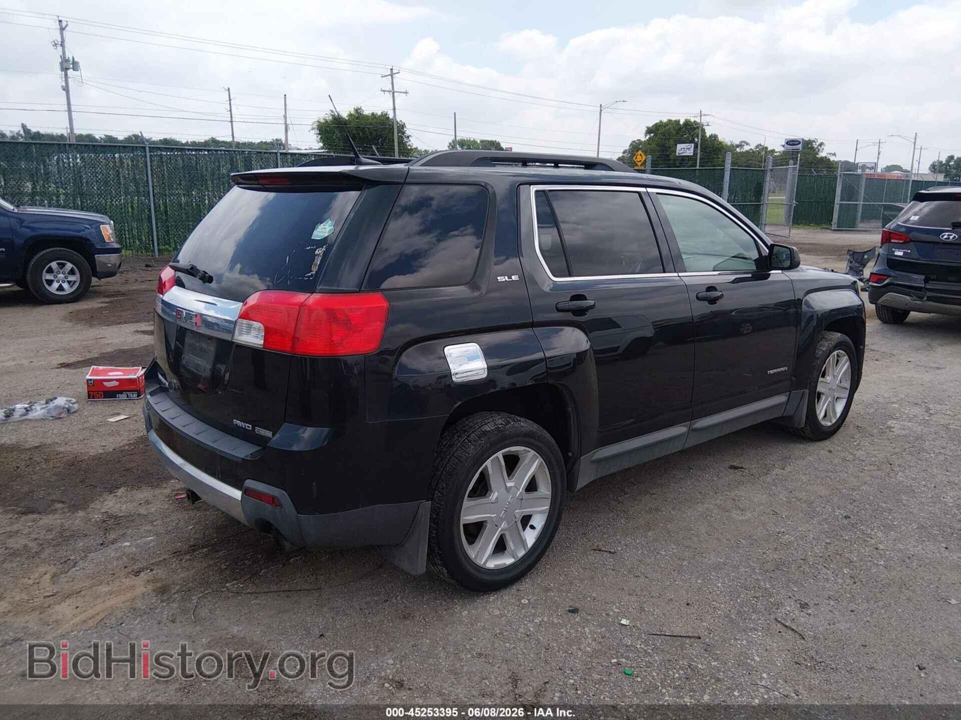 2011 GMC TERRAIN - VIN: 2CTFLTE55B6358832 - Photo 4