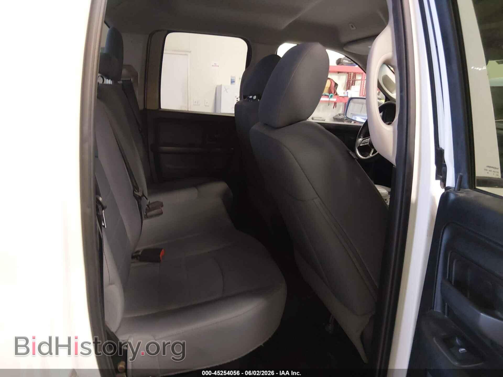2018 RAM 1500 - VIN: 1C6RR6FG0JS290676 - Фото 8
