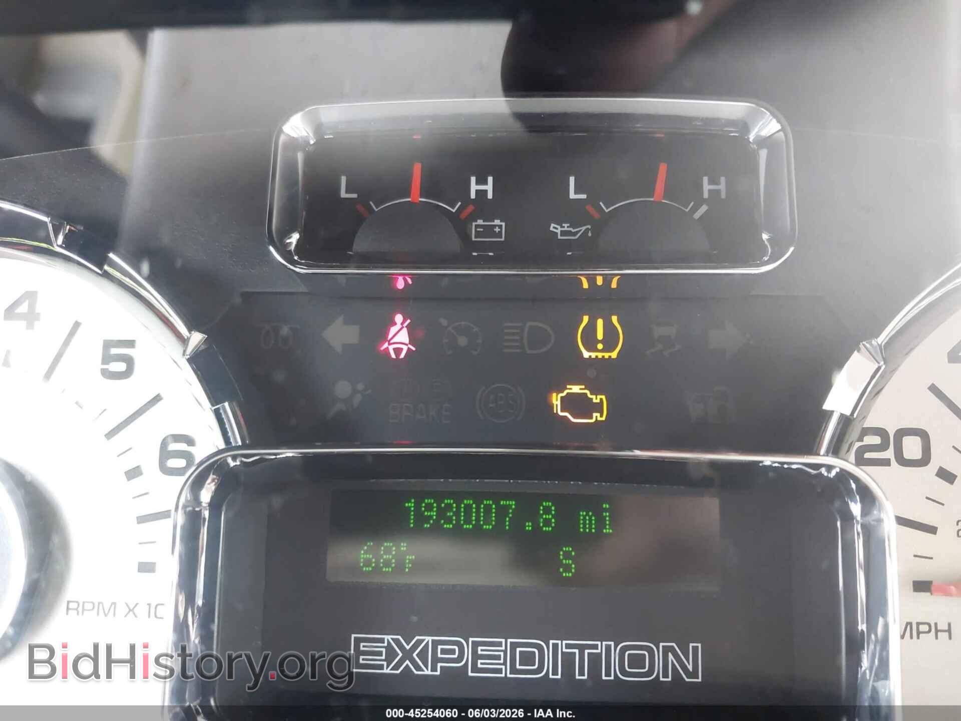 2011 FORD EXPEDITION - VIN: 1FMJU1J56BEF55352 - Photo 15