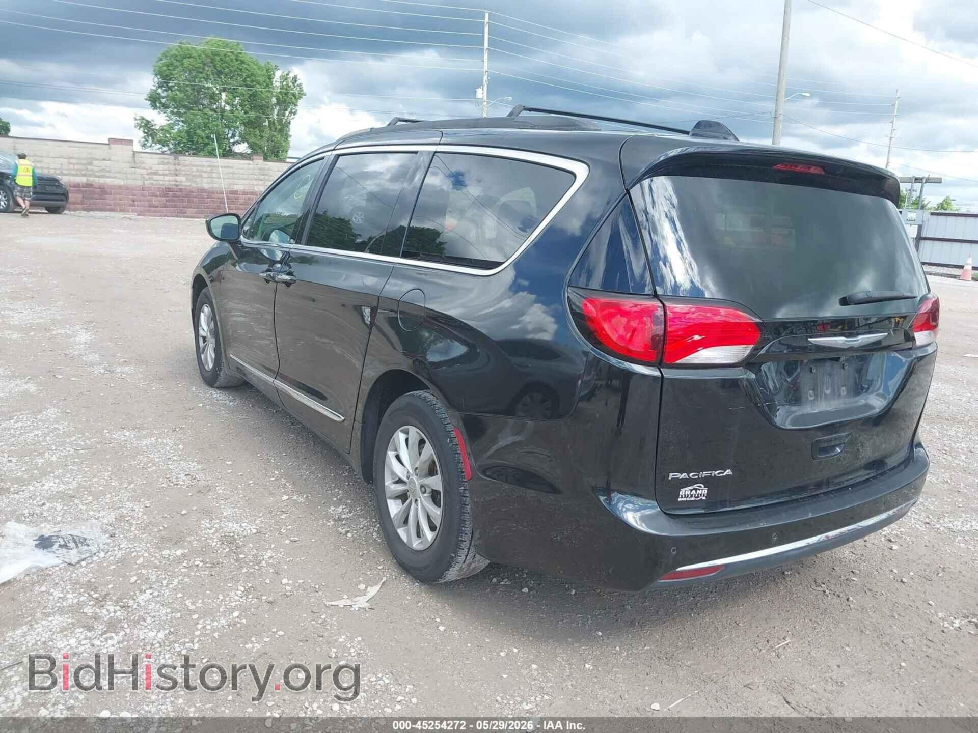 2017 CHRYSLER PACIFICA - VIN: 2C4RC1BG3HR508723 - Photo 3