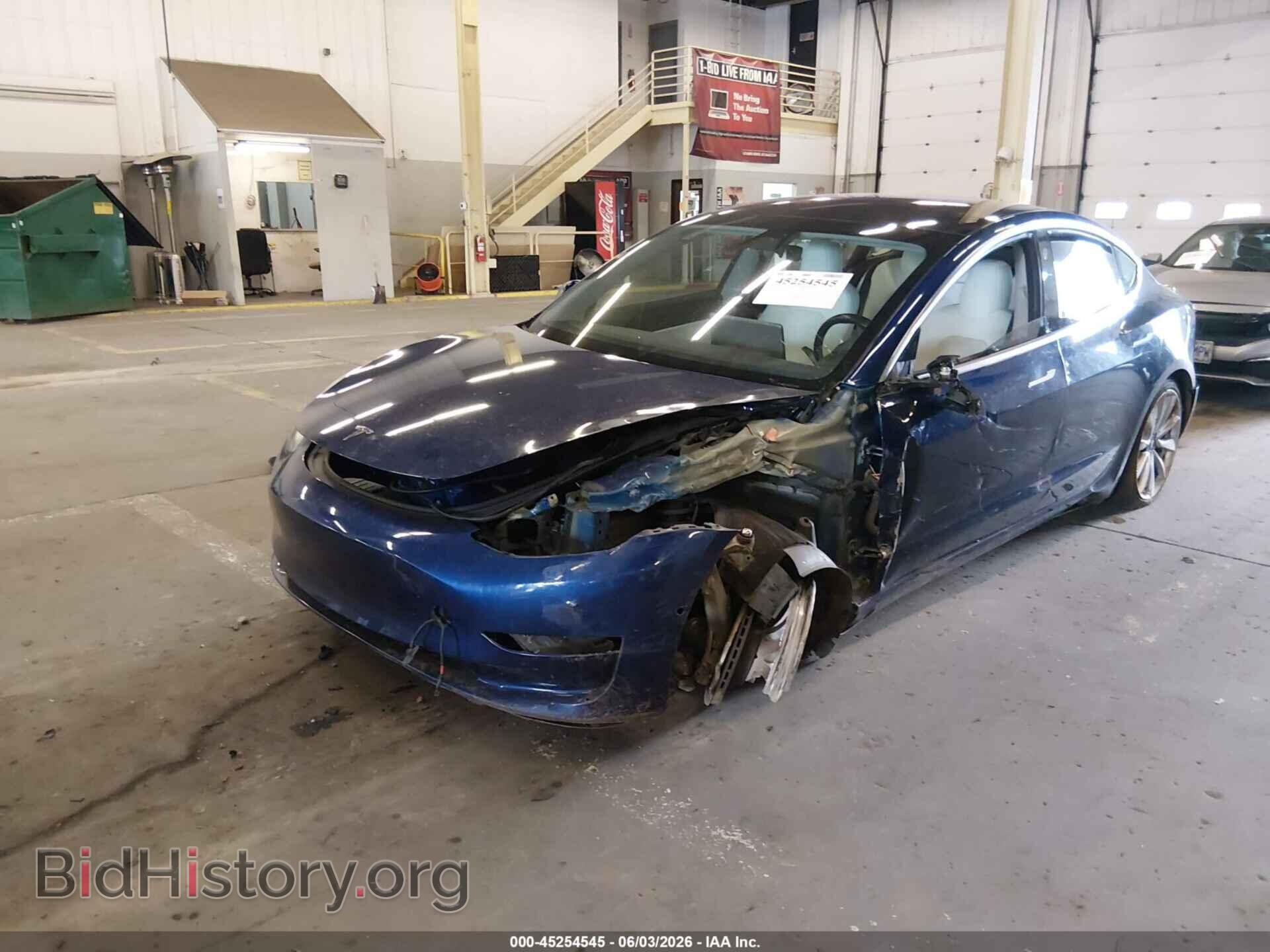2018 TESLA MODEL 3 - VIN: 5YJ3E1EB9JF147693 - Photo 2