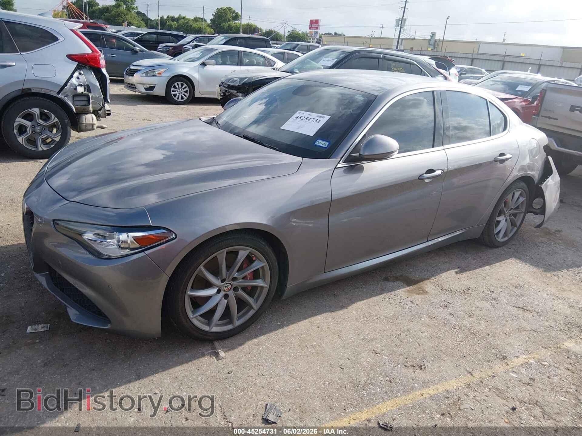 2018 ALFA ROMEO GIULIA - VIN: ZARFAEBNXJ7568025 - Photo 2