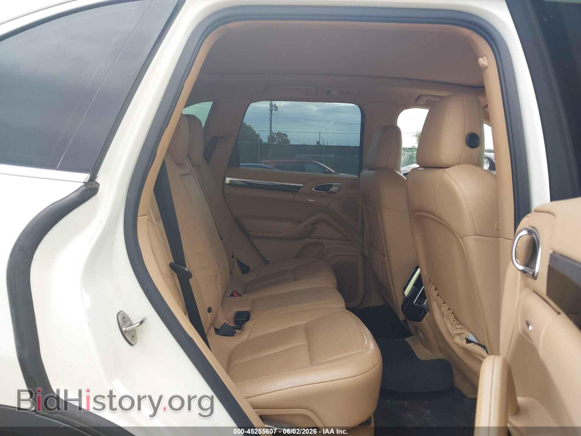 2012 PORSCHE CAYENNE - VIN: WP1AA2A24CLA04325 - Photo 8