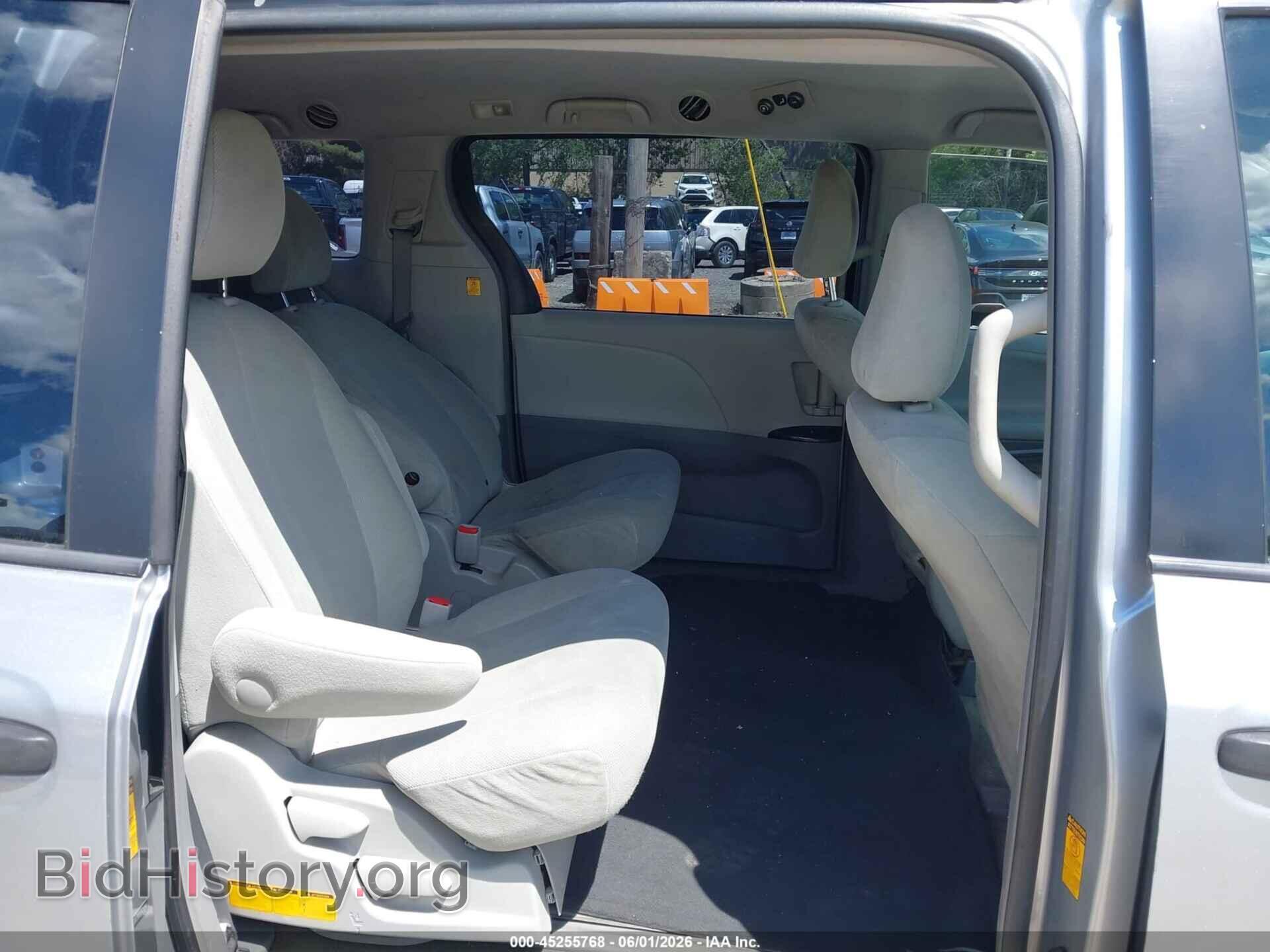 2013 TOYOTA SIENNA - VIN: 5TDZK3DC8DS341284 - Фото 8