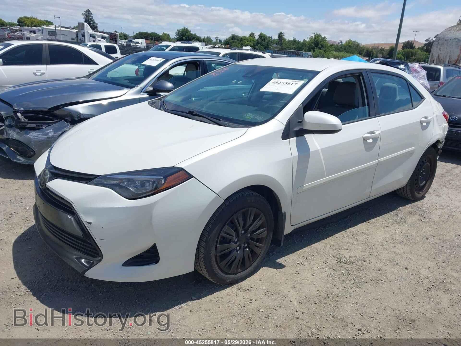 2018 TOYOTA COROLLA - VIN: 5YFBURHE2JP838510 - Фото 2