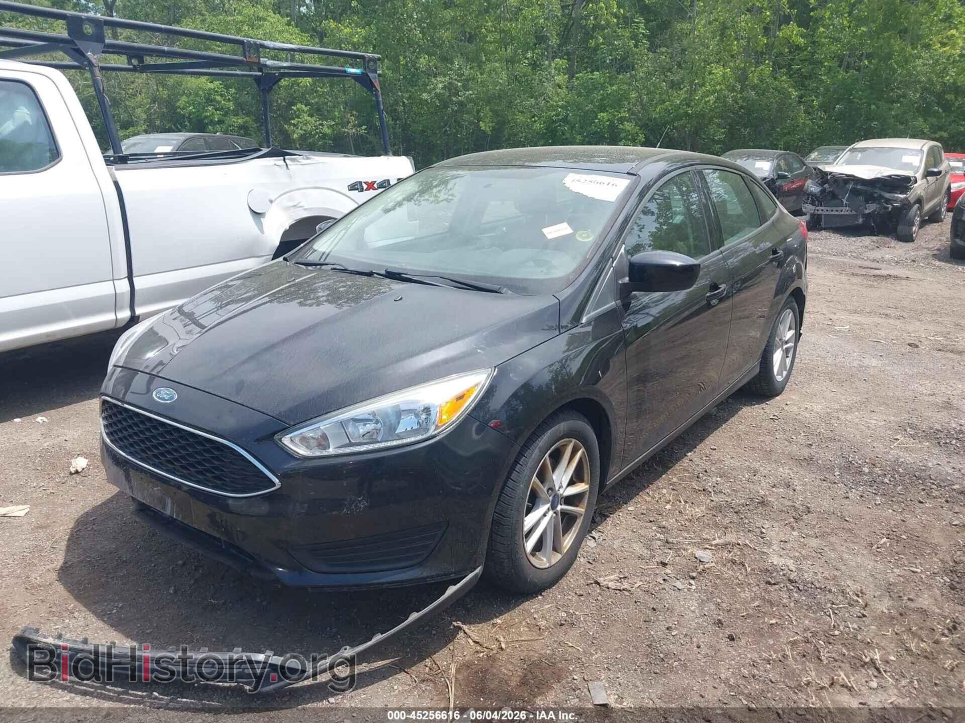 2018 FORD FOCUS - VIN: 1FADP3F21JL209941 - Photo 2