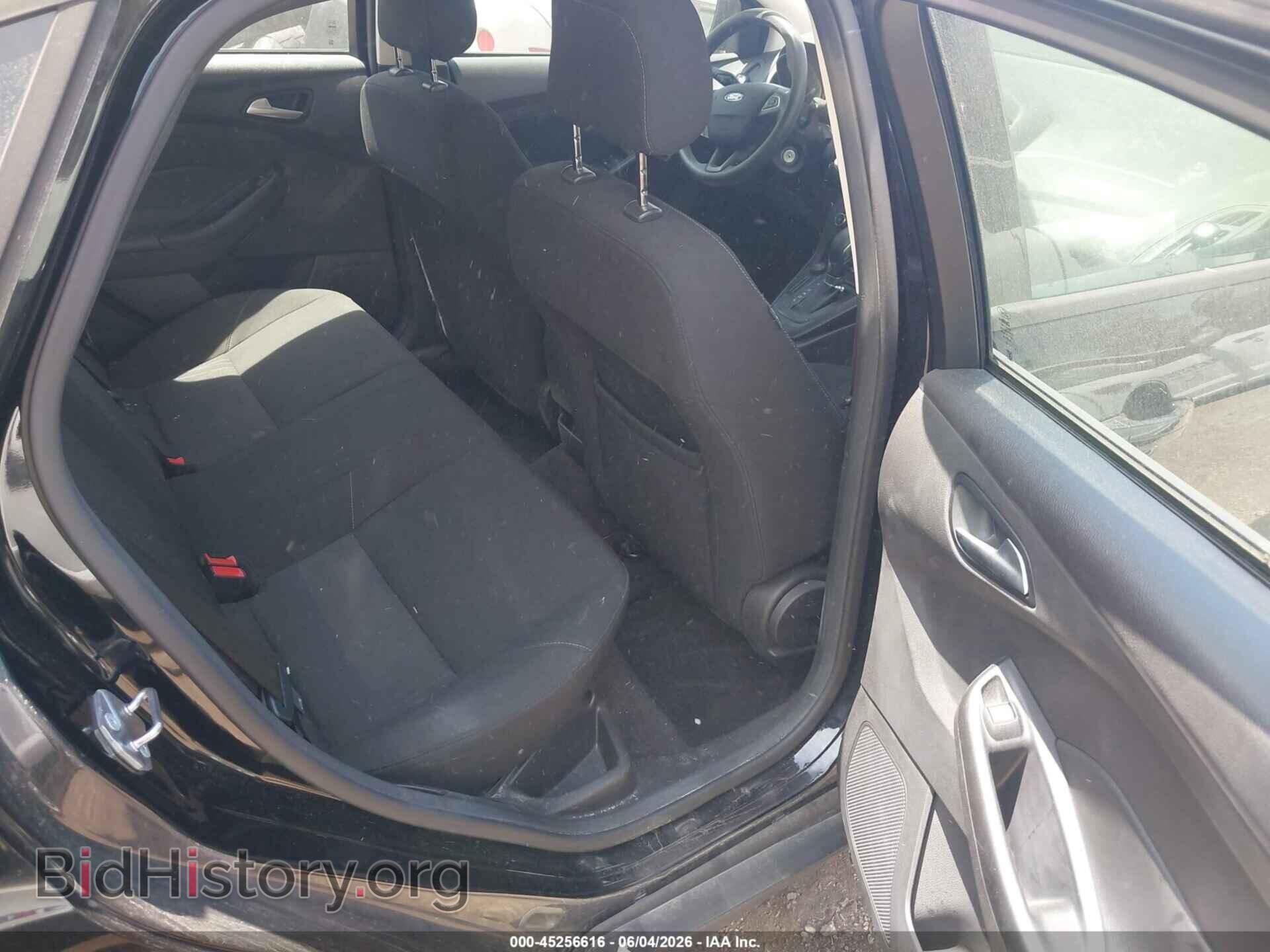 2018 FORD FOCUS - VIN: 1FADP3F21JL209941 - Photo 8