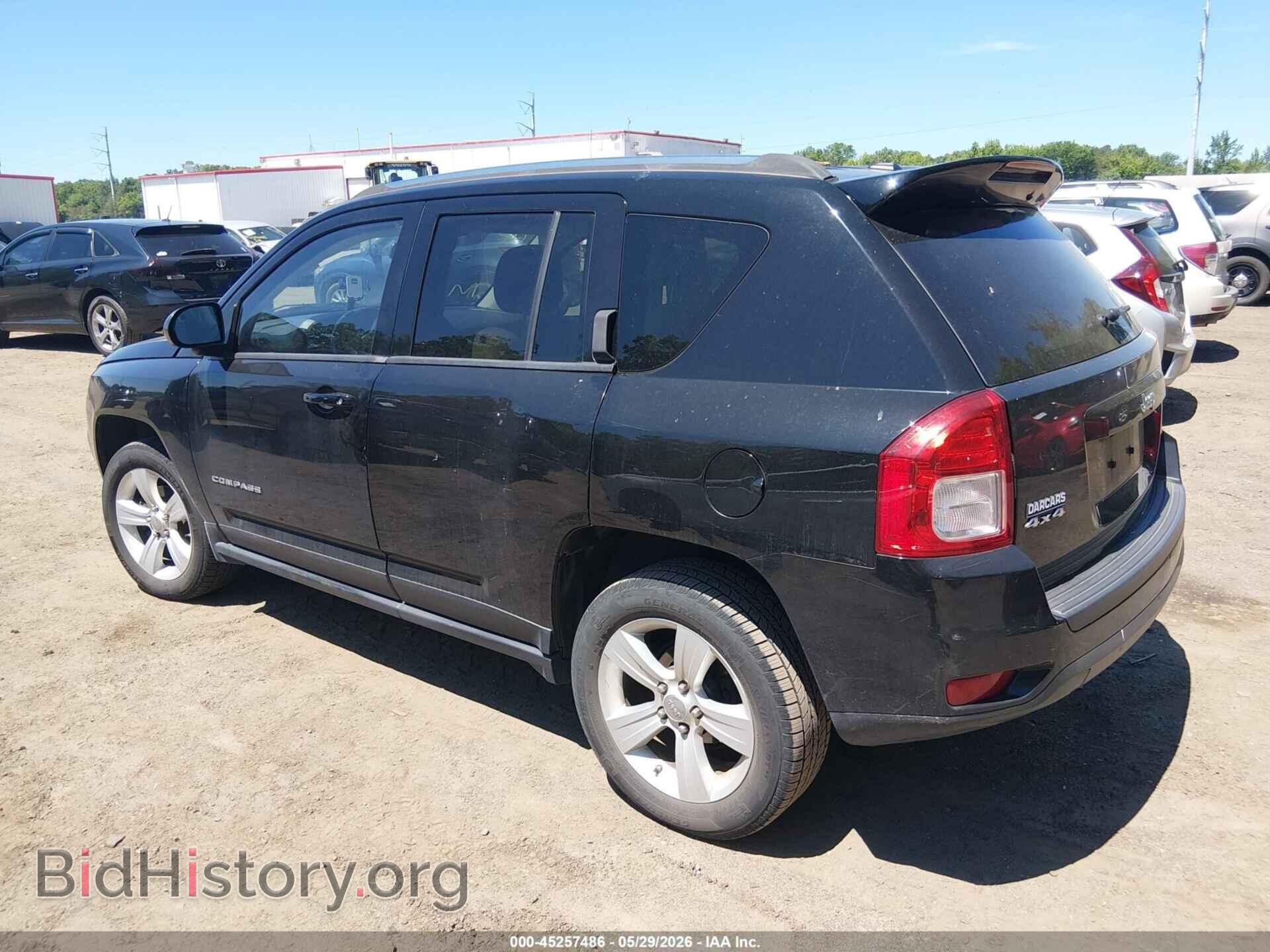 2012 JEEP COMPASS - VIN: 1C4NJDEB2CD589070 - Photo 3