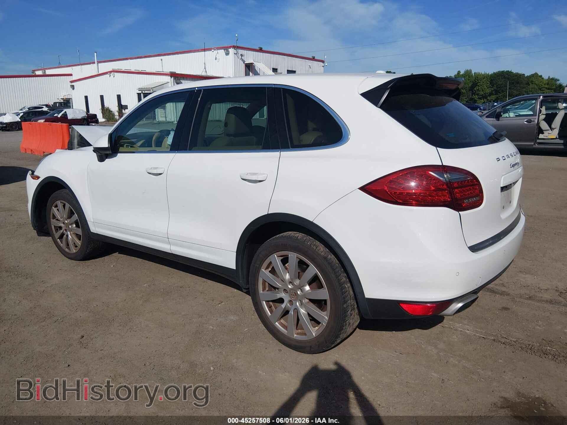 2014 PORSCHE CAYENNE - VIN: WP1AB2A24ELA58630 - Photo 3
