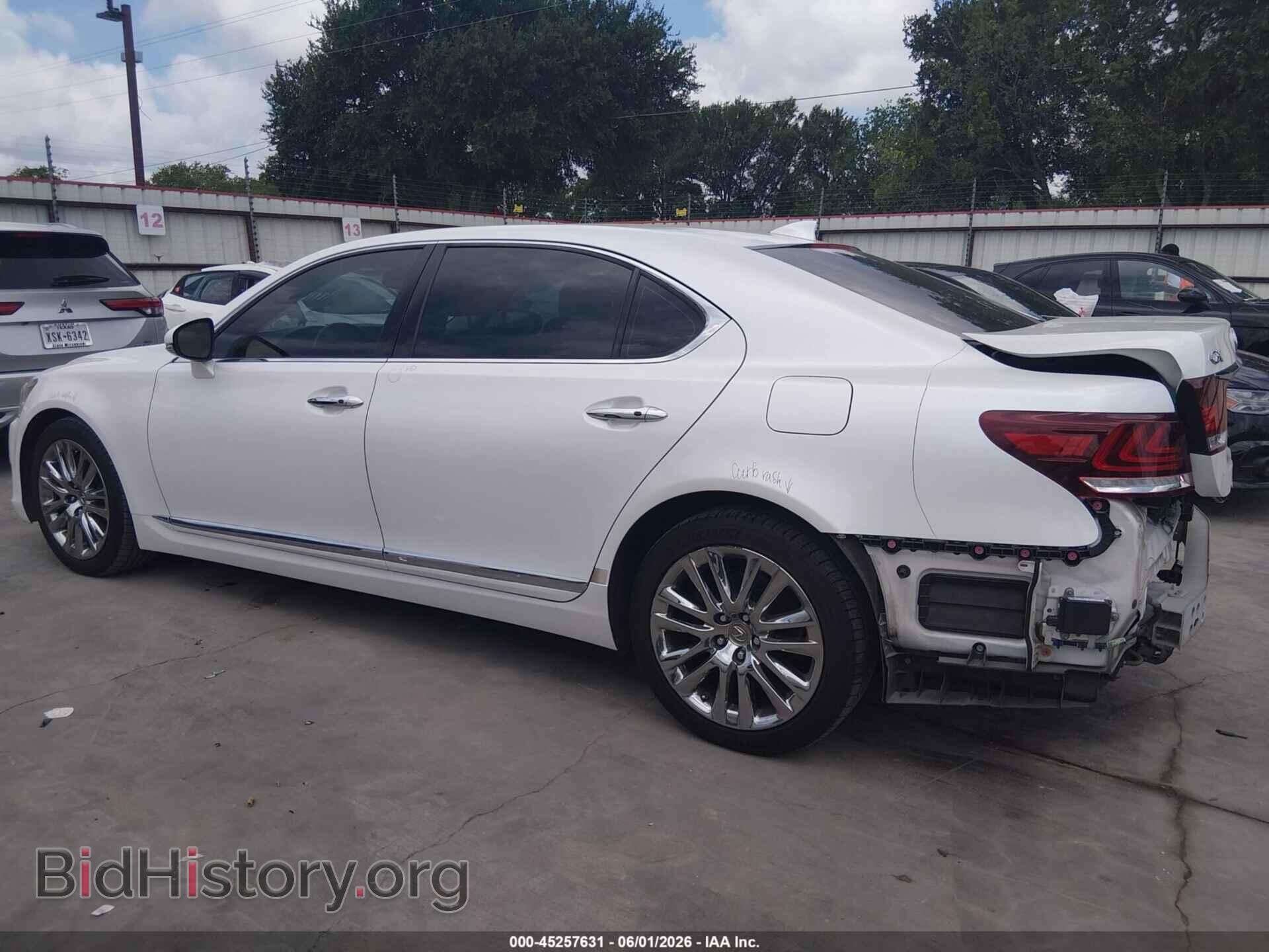 2017 LEXUS LS 460 - VIN: JTHGL5EF2H5057717 - Photo 15