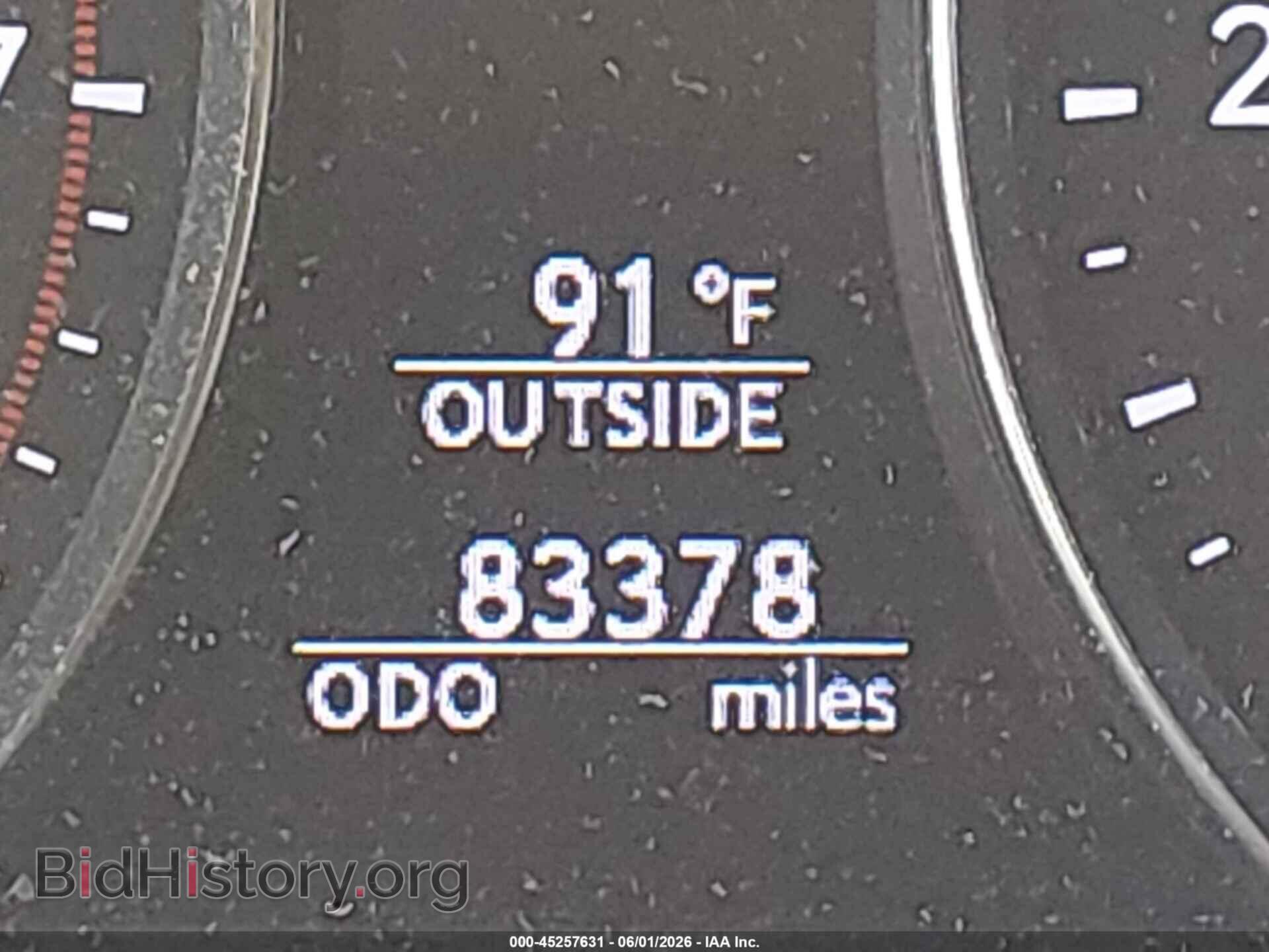 2017 LEXUS LS 460 - VIN: JTHGL5EF2H5057717 - Photo 16