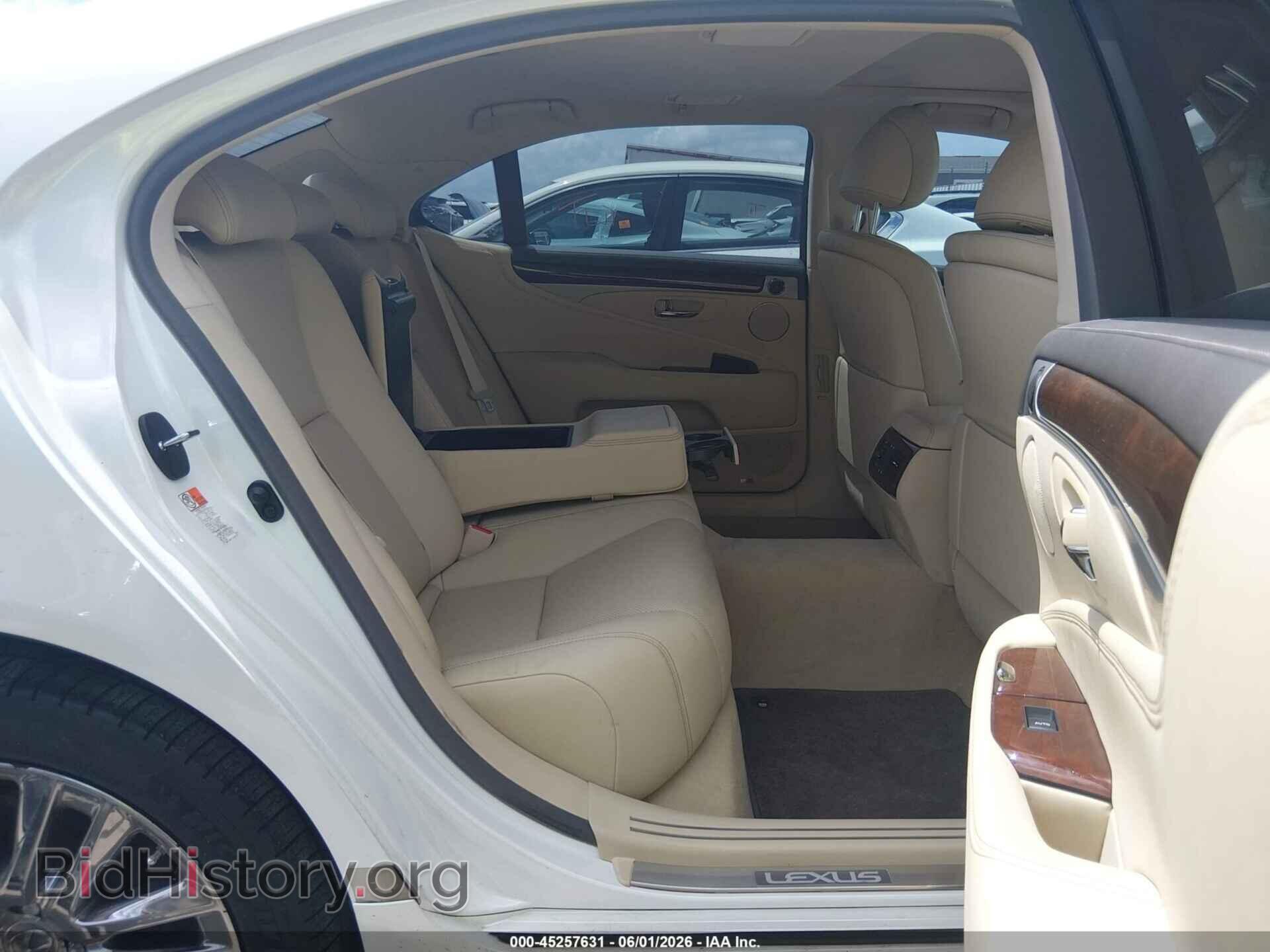 2017 LEXUS LS 460 - VIN: JTHGL5EF2H5057717 - Photo 8