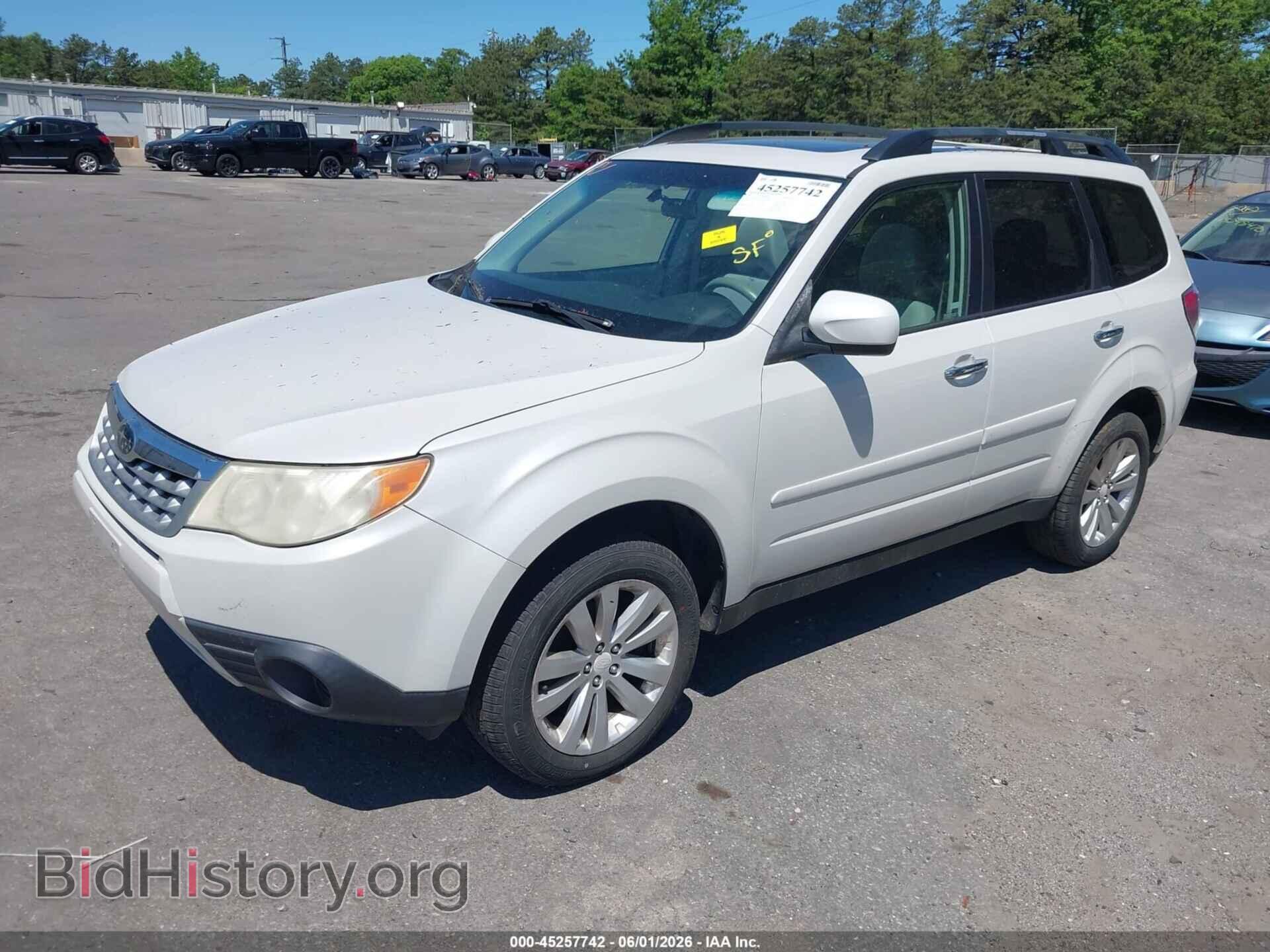 2011 SUBARU FORESTER - VIN: JF2SHADC2BH745141 - Фото 2
