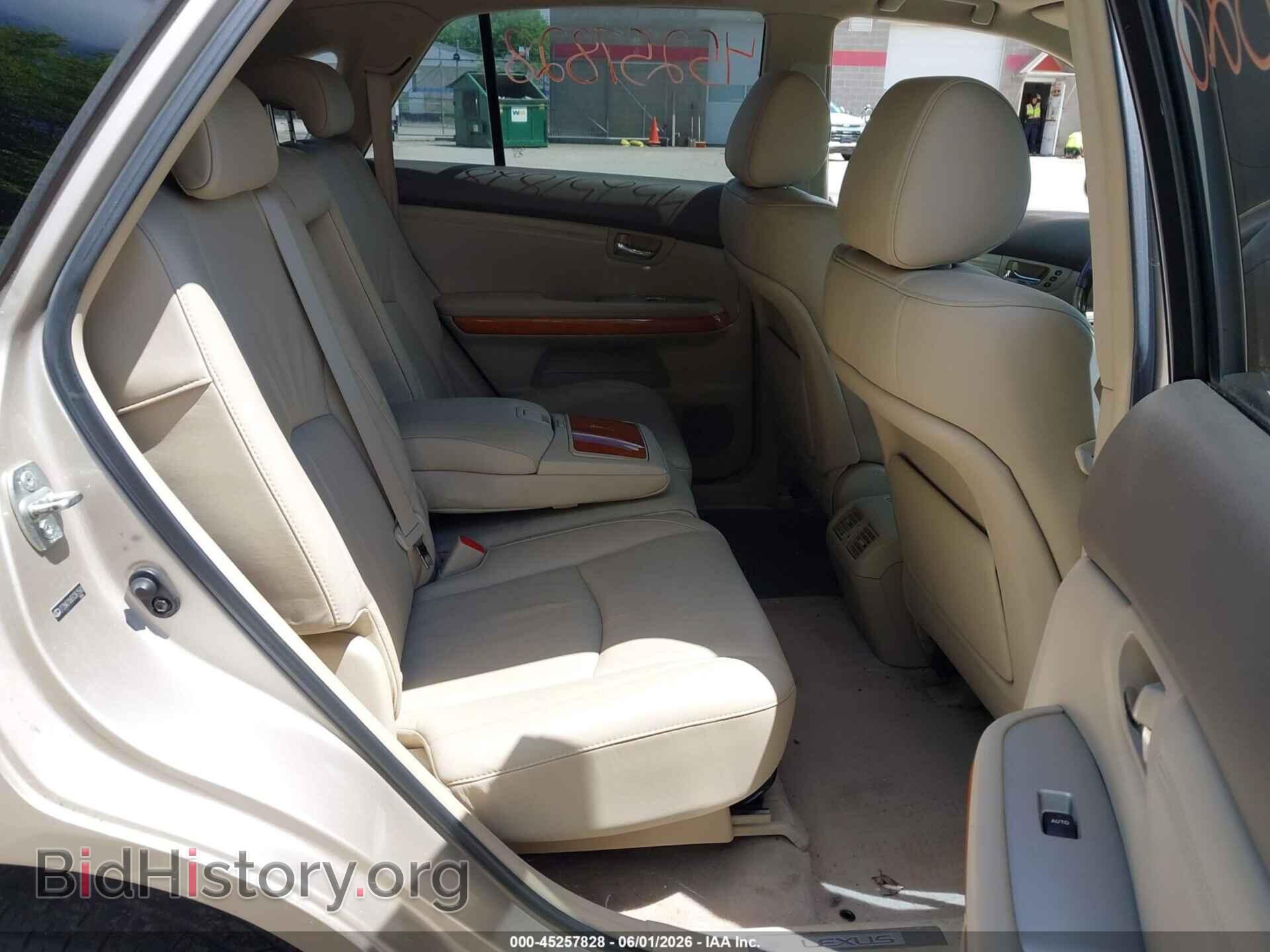 2005 LEXUS RX 330 - VIN: 2T2HA31U65C061560 - Photo 8