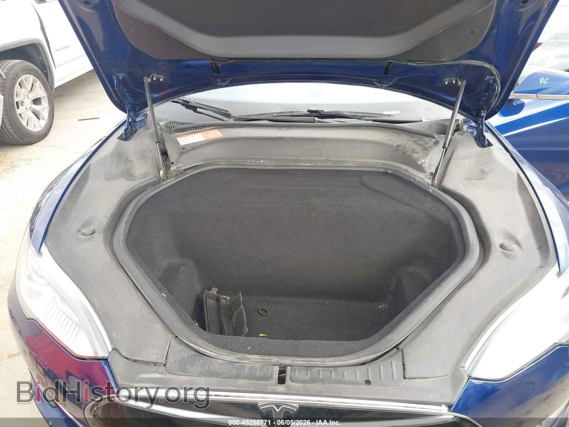 2016 TESLA MODEL S - VIN: 5YJSA1E4XGF136901 - Photo 10