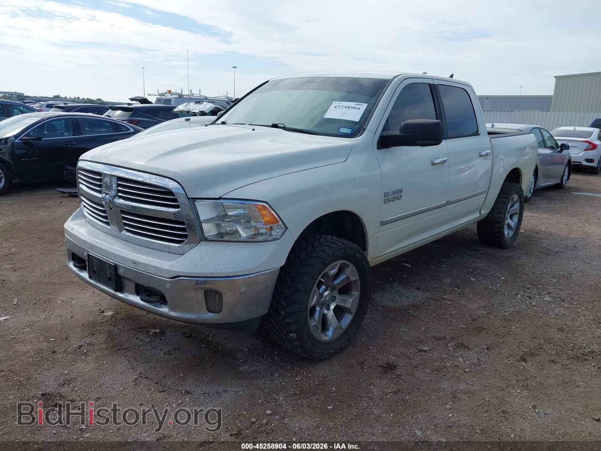 2016 RAM 1500 - VIN: 1C6RR7LT5GS230957 - Photo 2