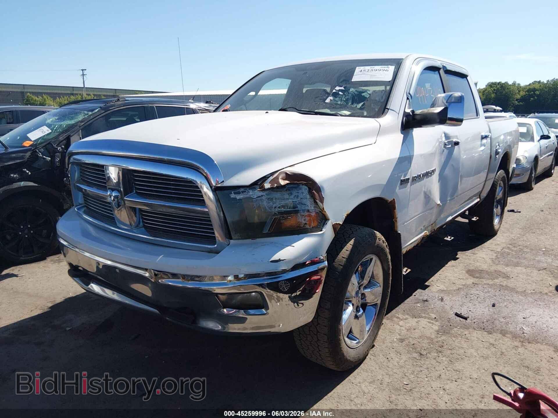 2011 RAM RAM 1500 - VIN: 1D7RV1CT2BS592132 - Фото 2