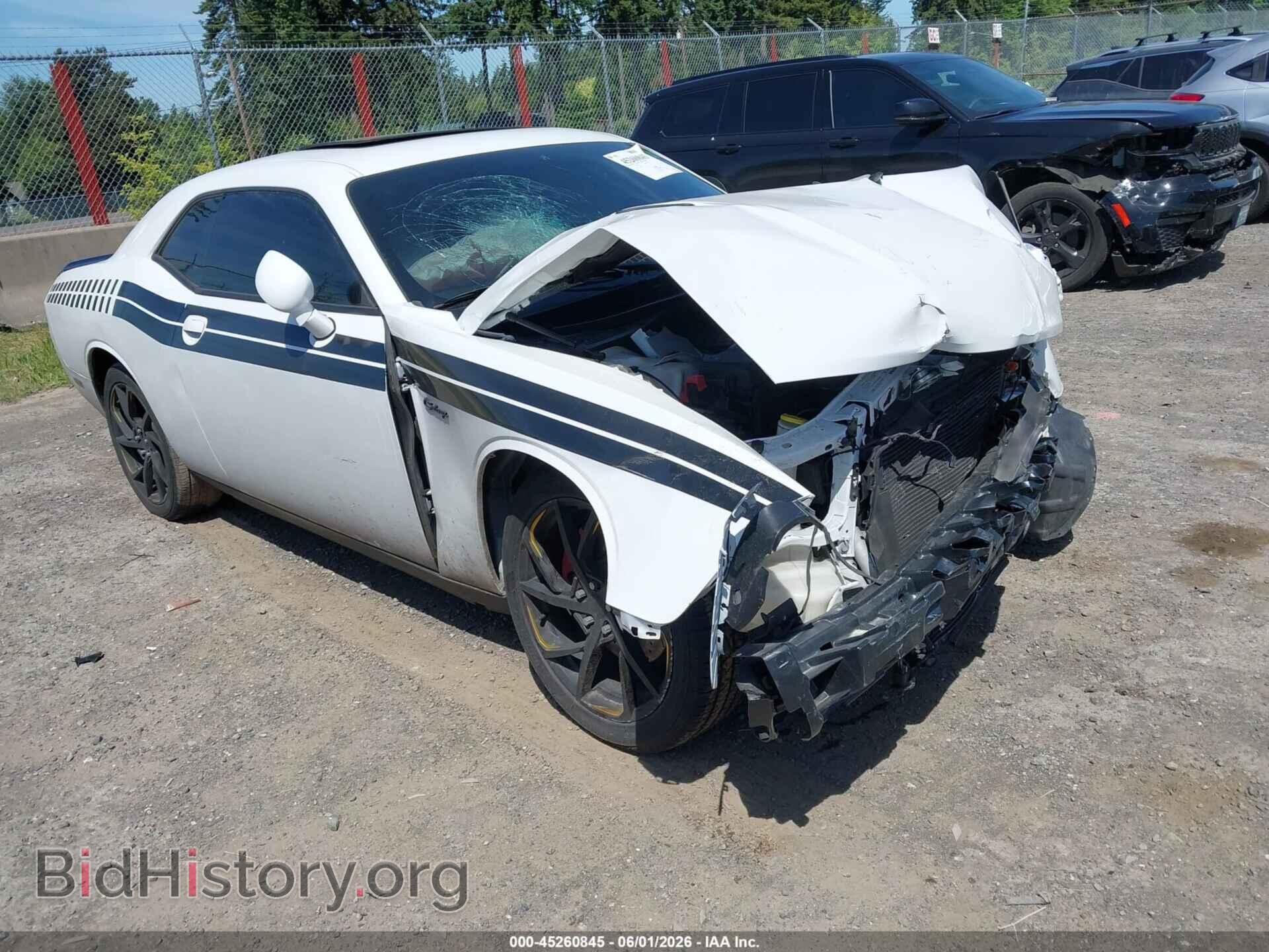Photo 2C3CDYBT0EH298886 - DODGE CHALLENGER 2014