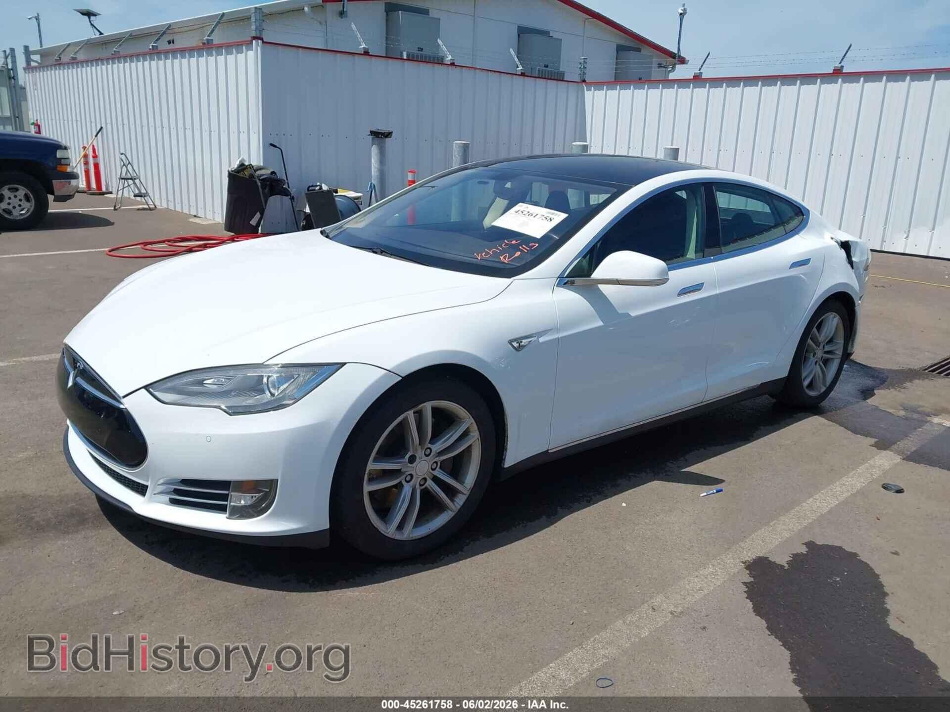 2014 TESLA MODEL S - VIN: 5YJSA1H14EFP33511 - Photo 2