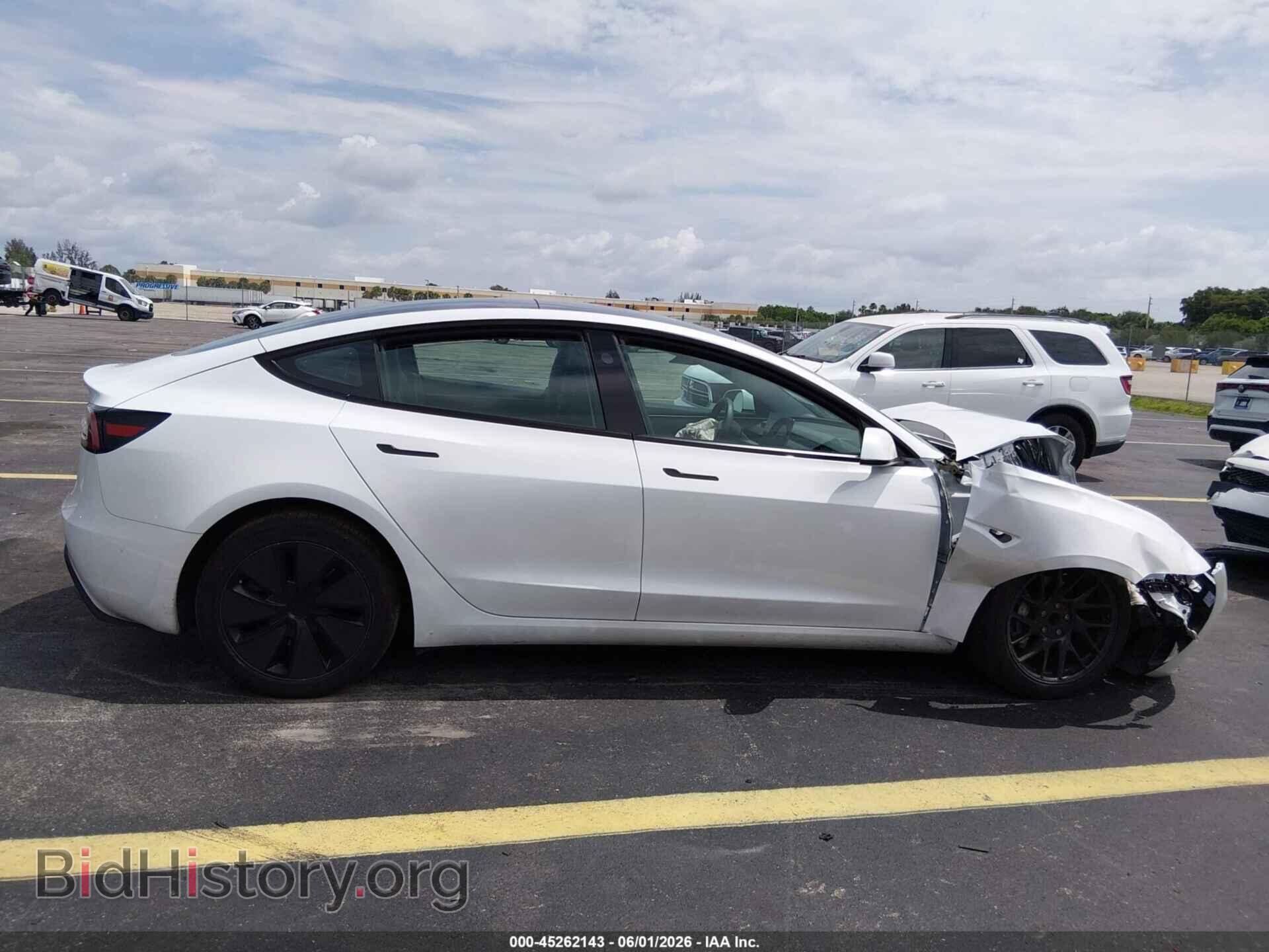 2025 TESLA MODEL 3 - VIN: 5YJ3E1EAXSF923435 - Photo 12