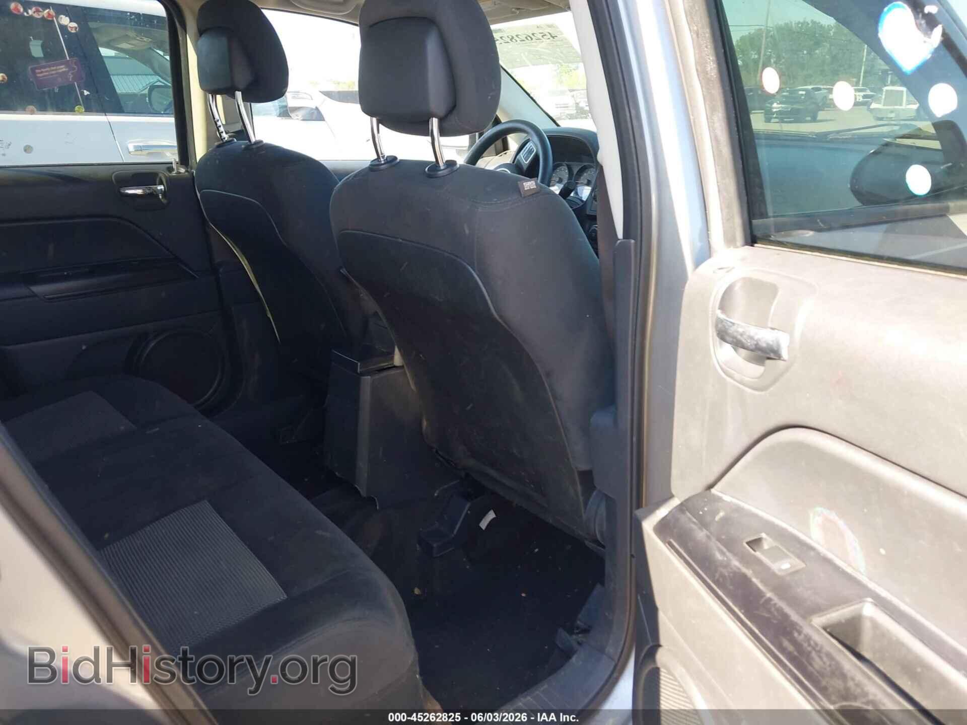 2015 JEEP COMPASS - VIN: 1C4NJDBB2FD416643 - Photo 8
